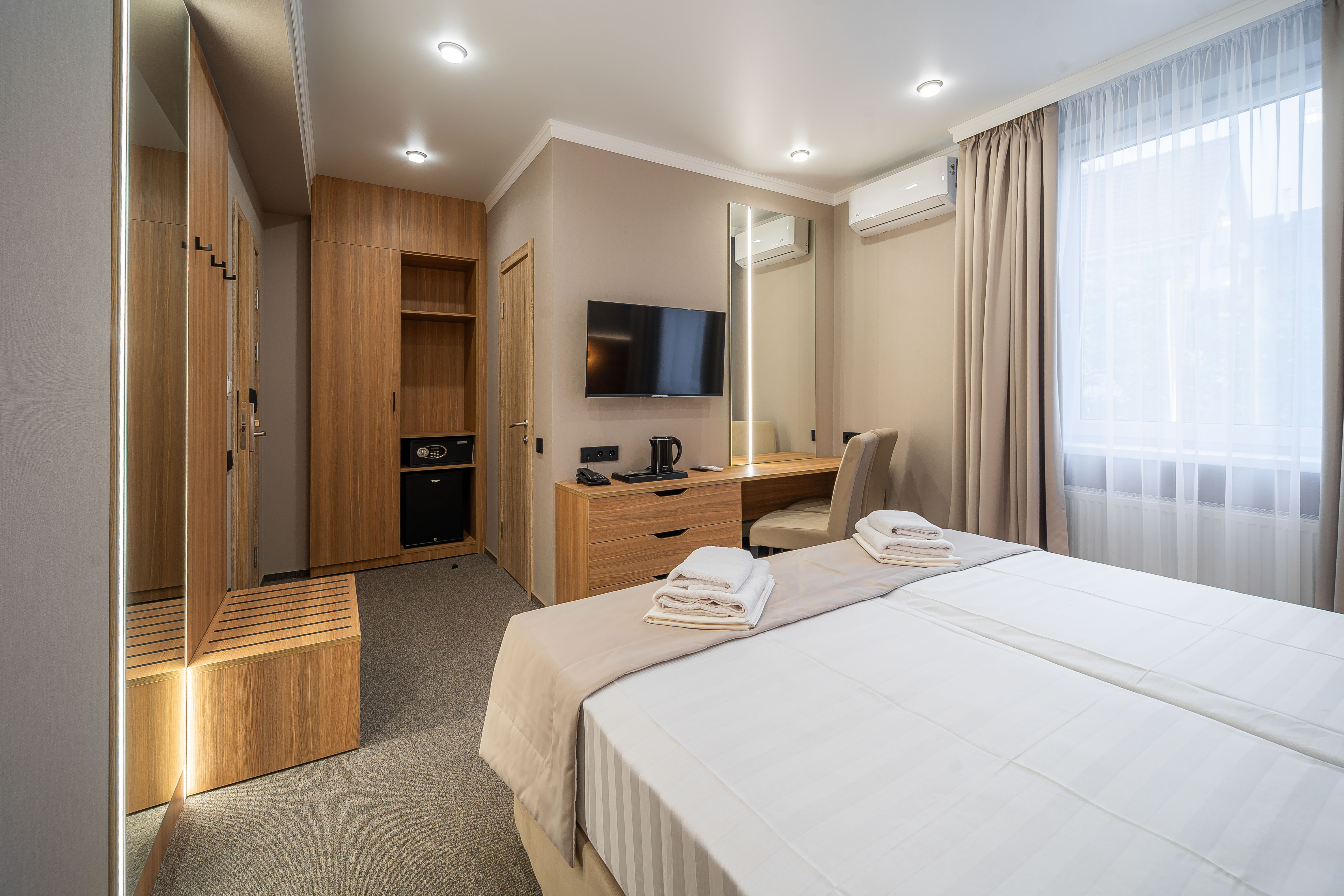 Большой двухместный номер с 1 кроватью