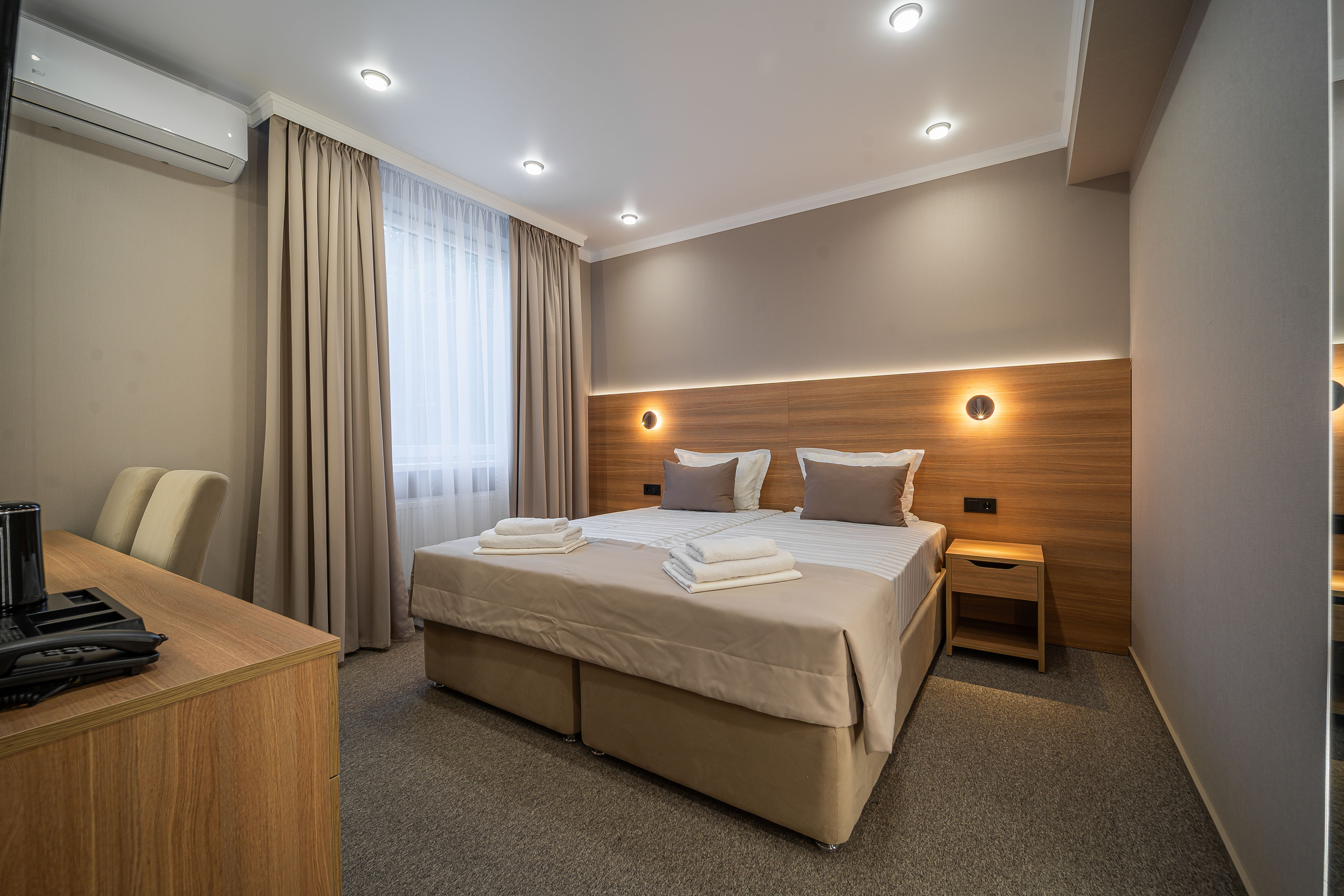 Большой двухместный номер с 1 кроватью