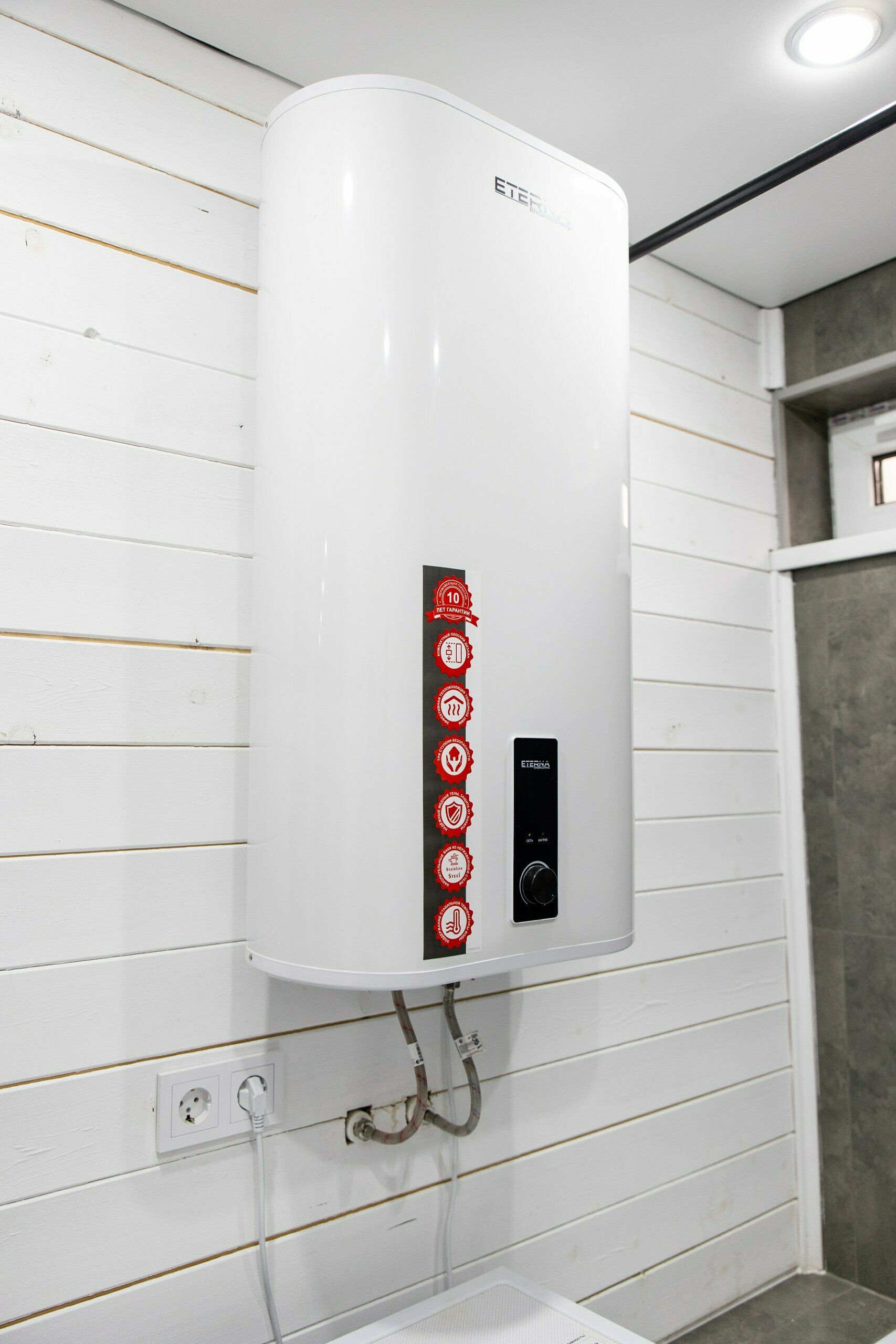 Четырехместный номер с видом на горы