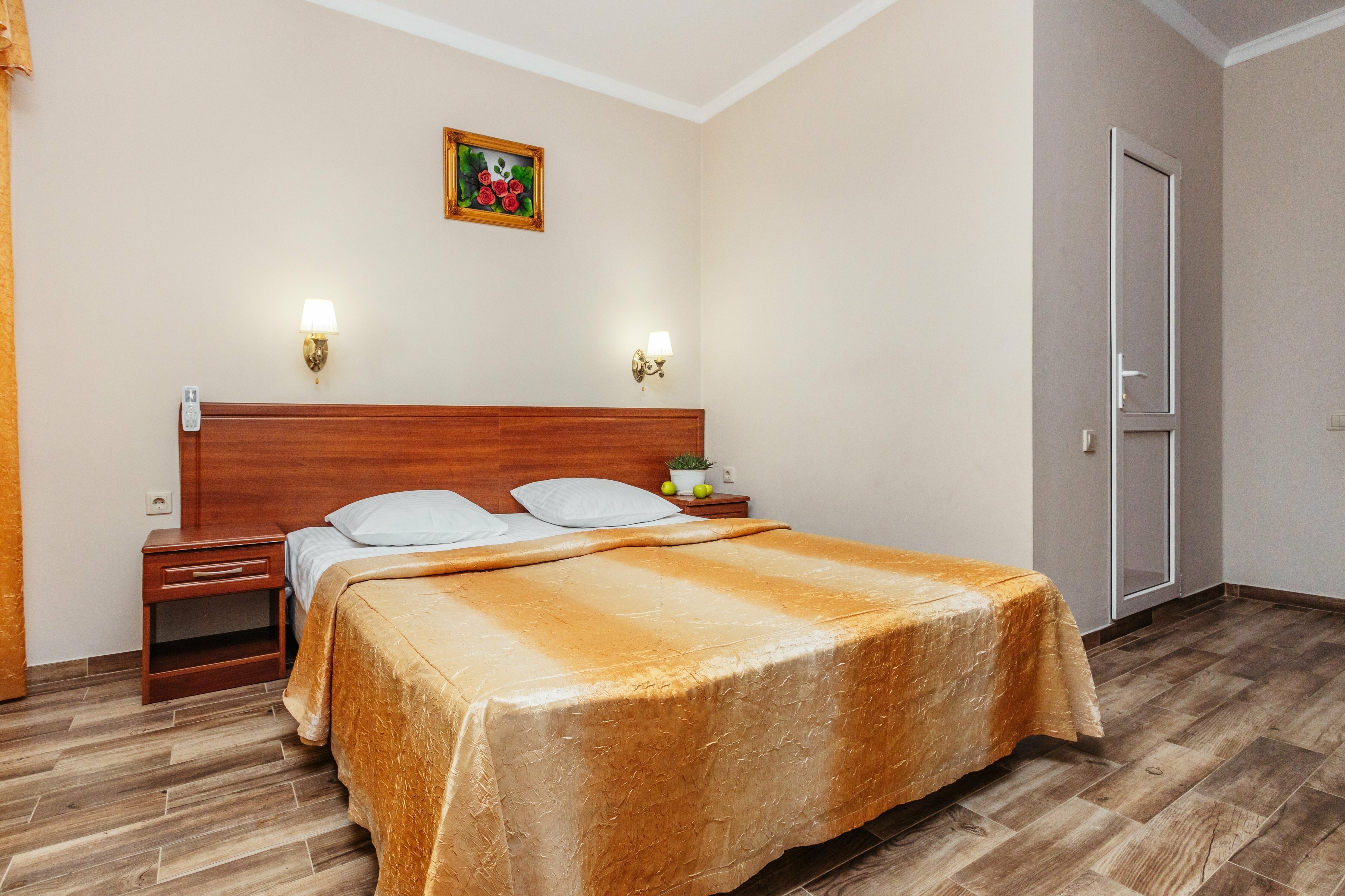 Трехместный номер с балконом