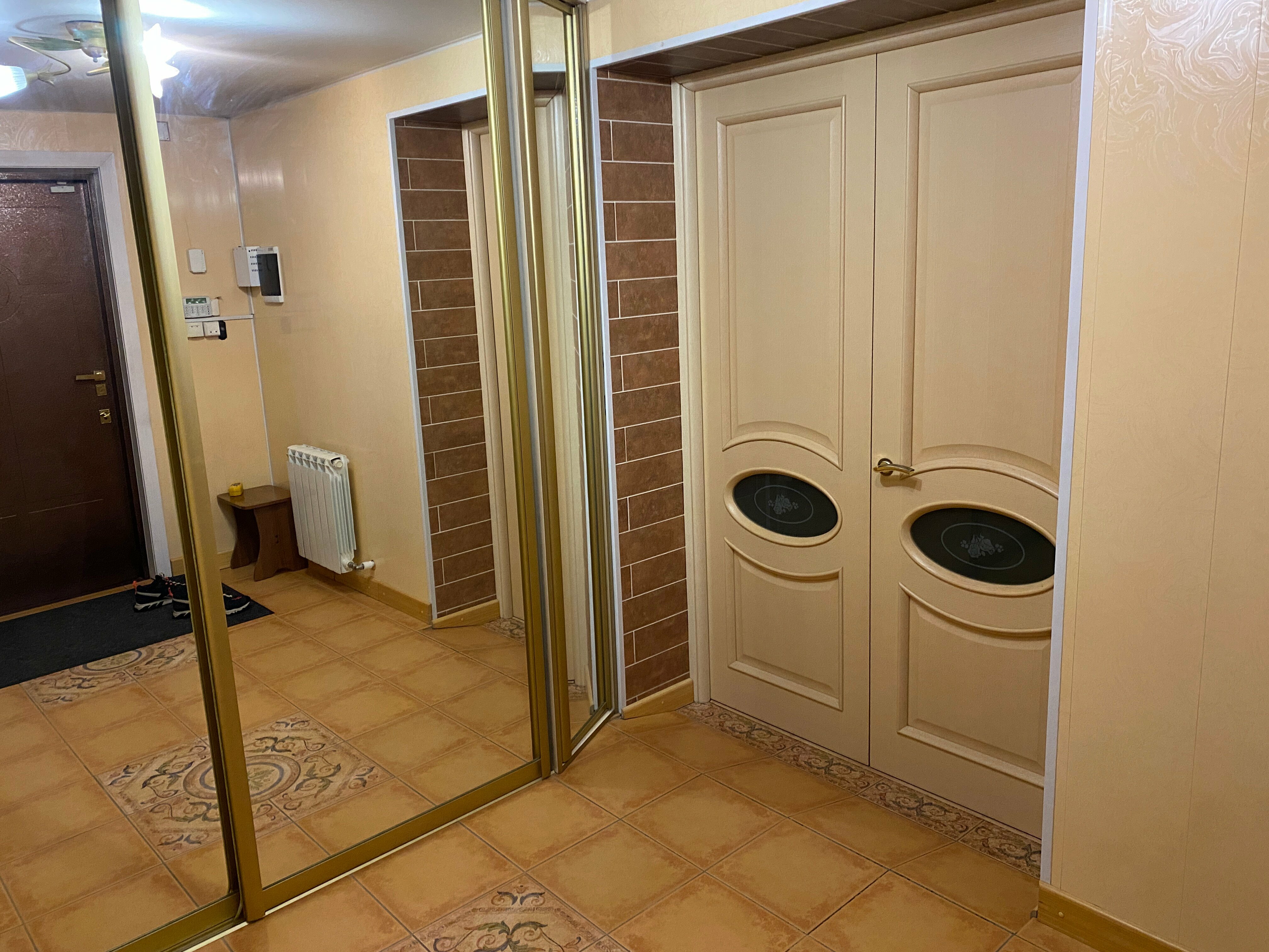 Коттедж с балконом