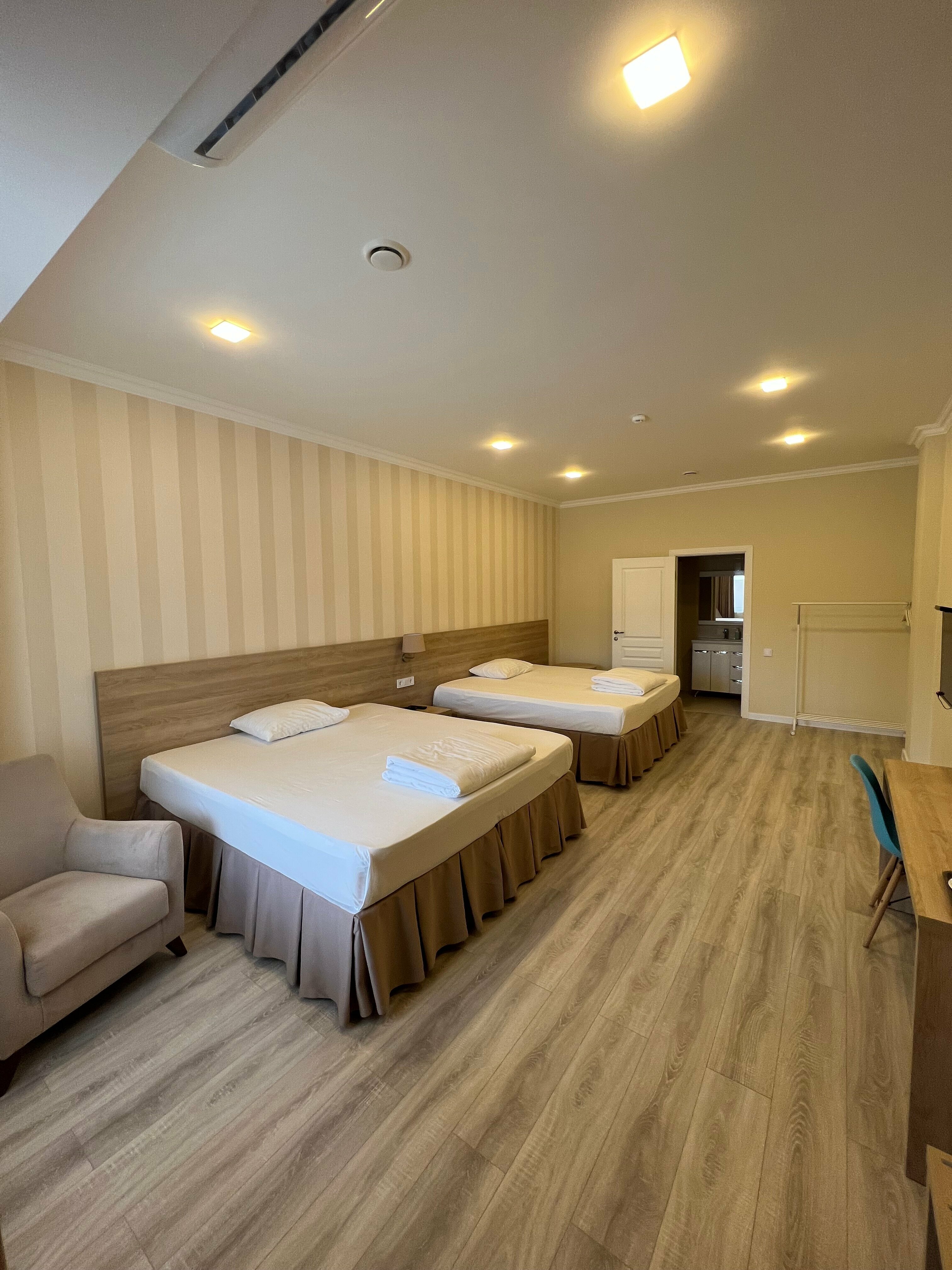 Семейный полулюкс