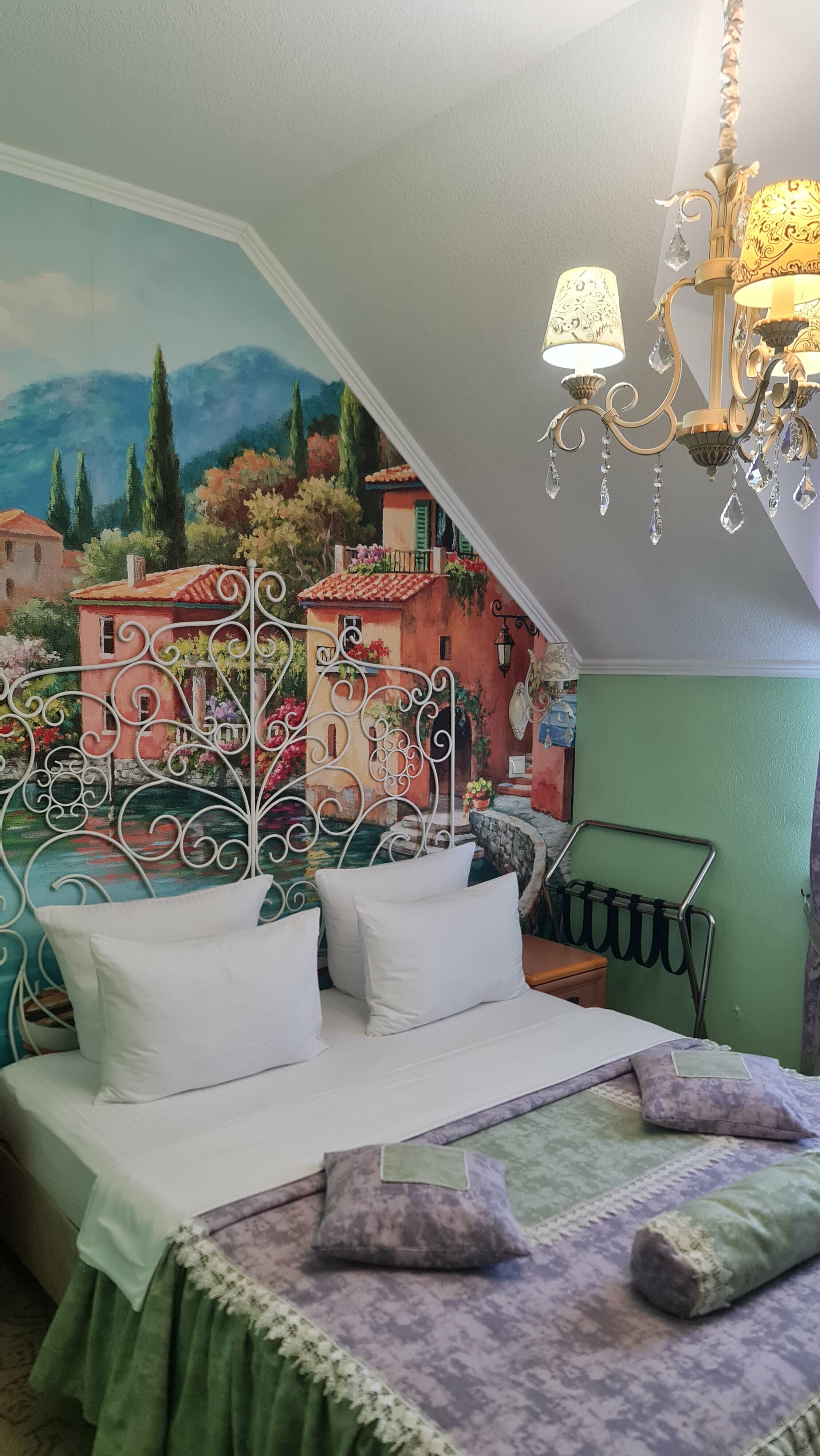 Улучшенный двухместный номер с 1 кроватью