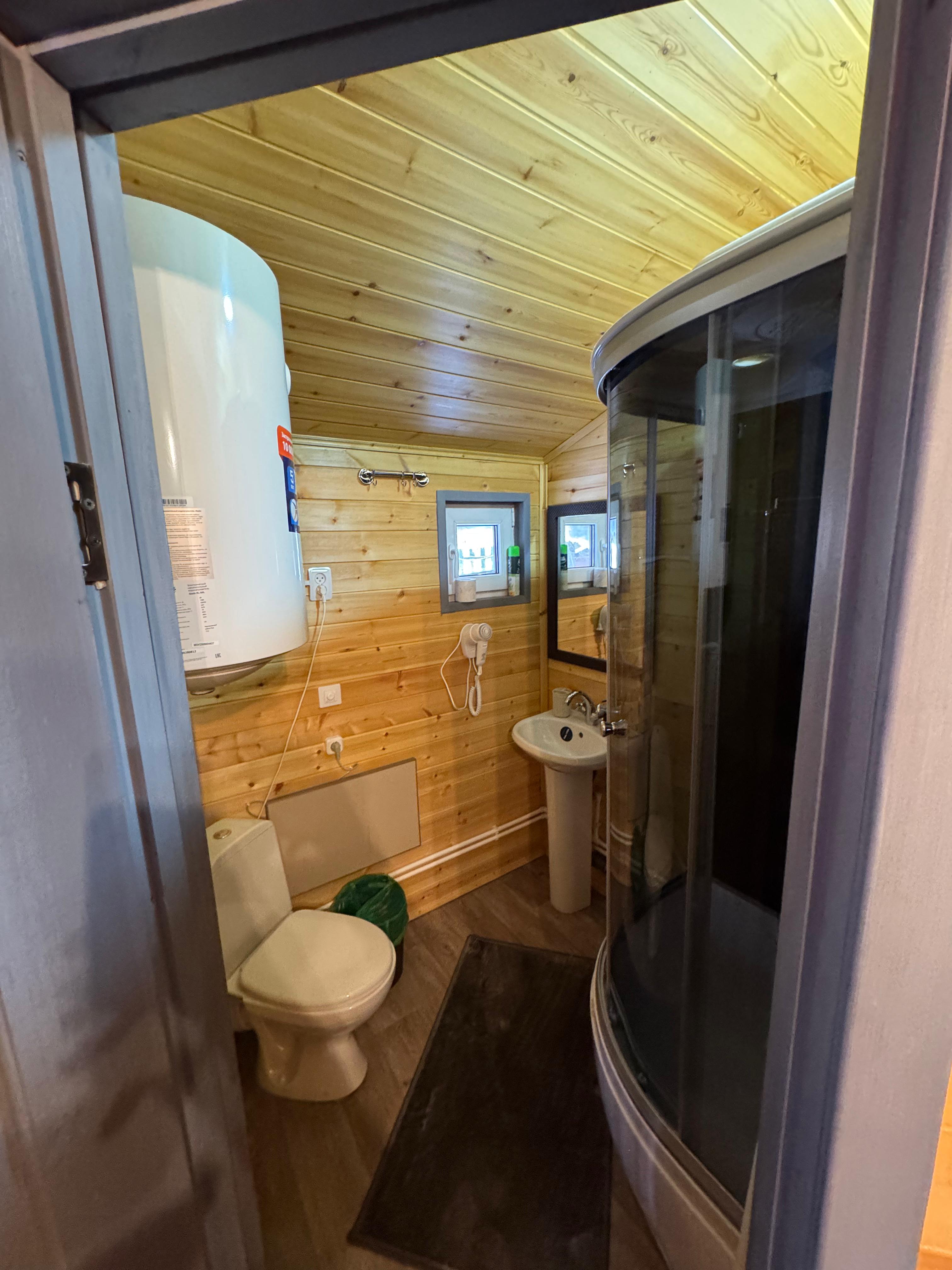 Четырехместный номер с видом на горы