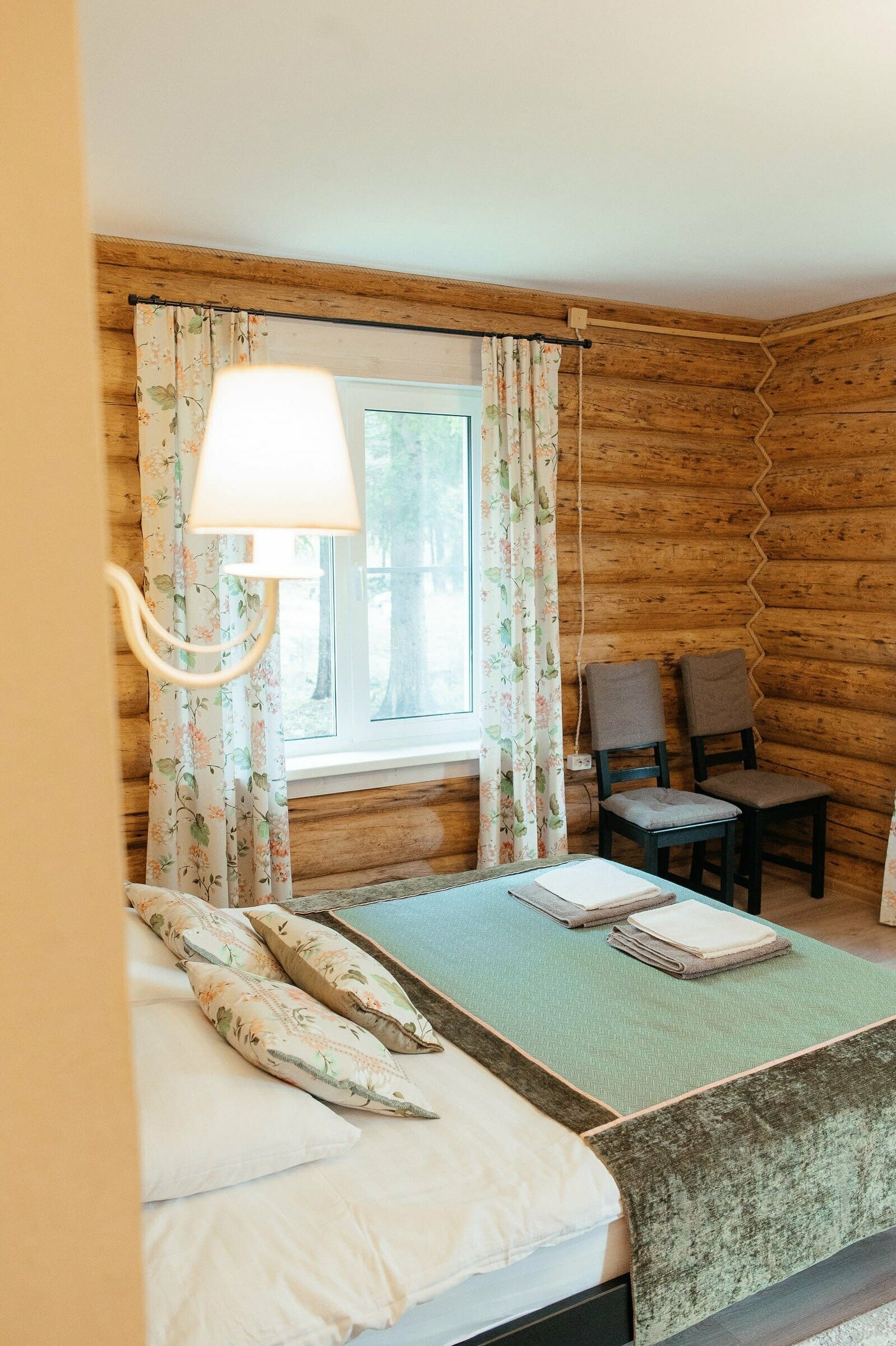 Двухместный номер с 1 кроватью и общей ванной комнатой