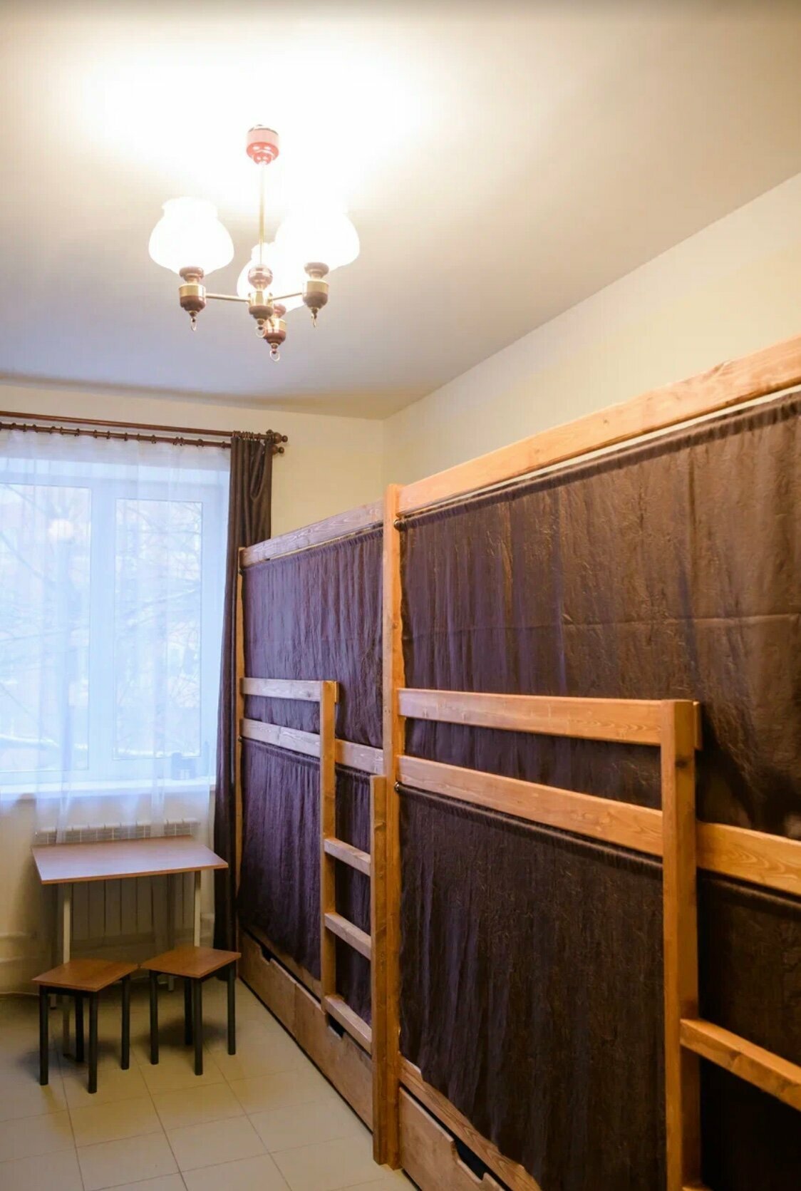 Кровать в общем 6-местном номере