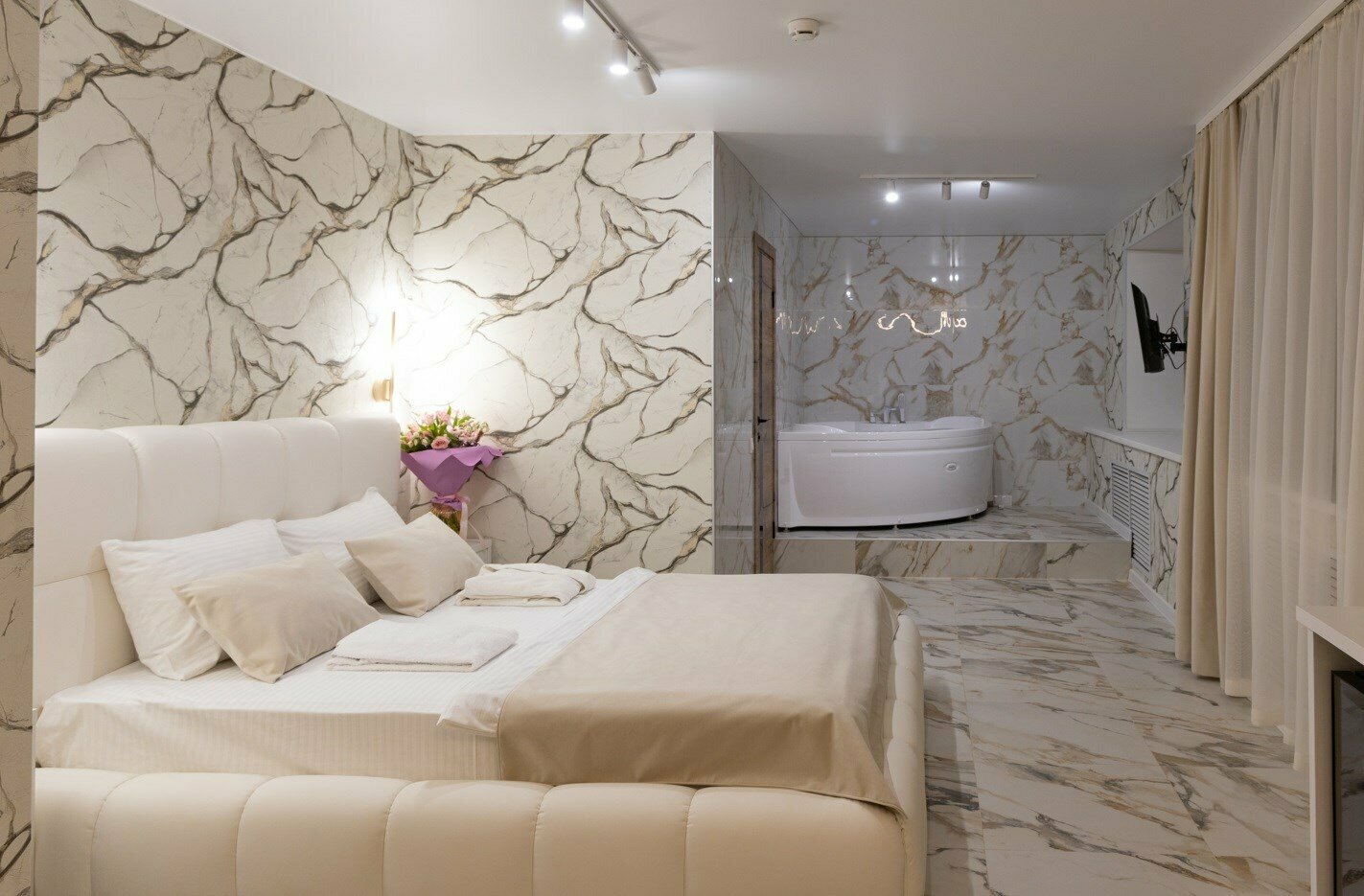 Джуниор сюит улучшенный