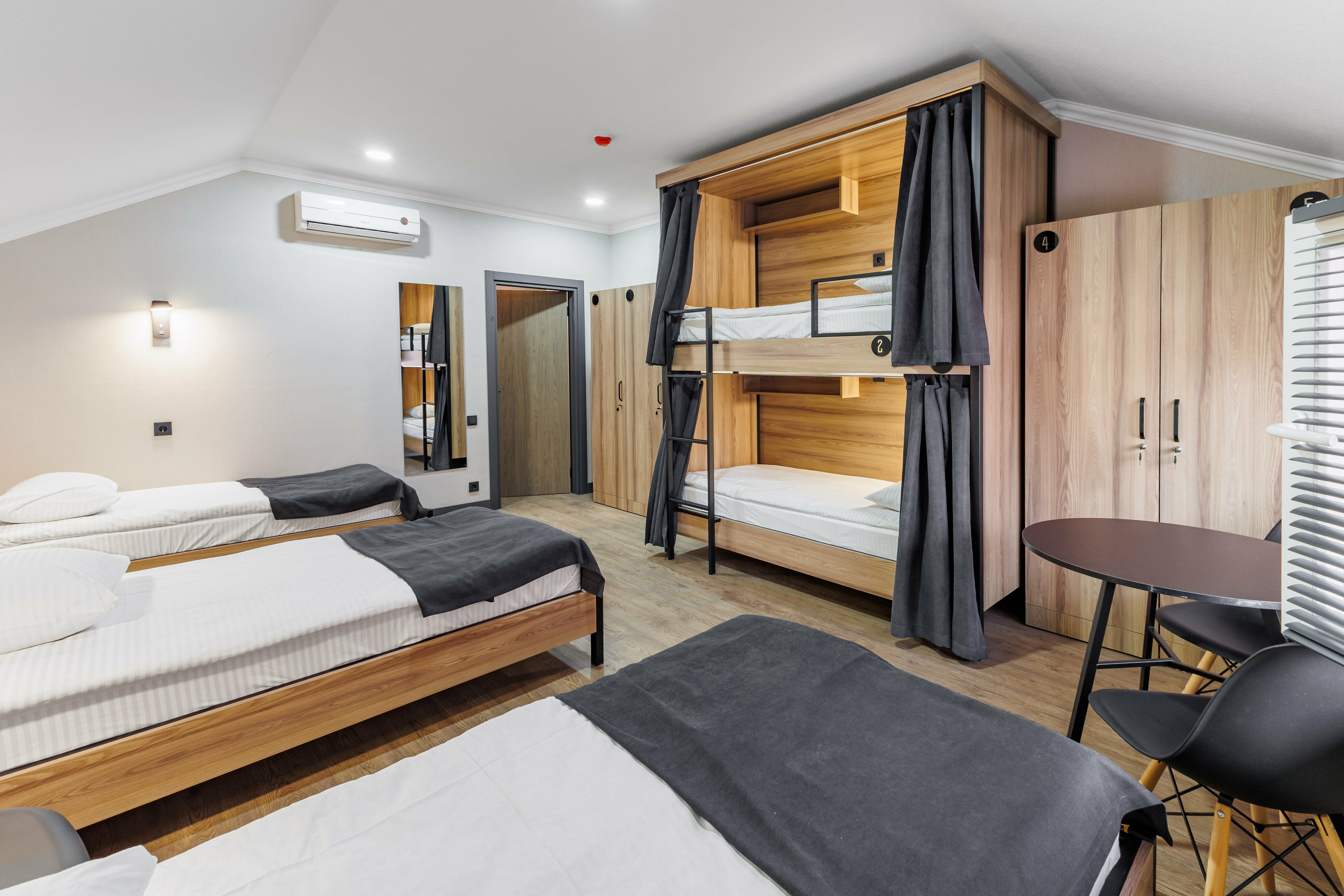 Общий номер для мужчин и женщин