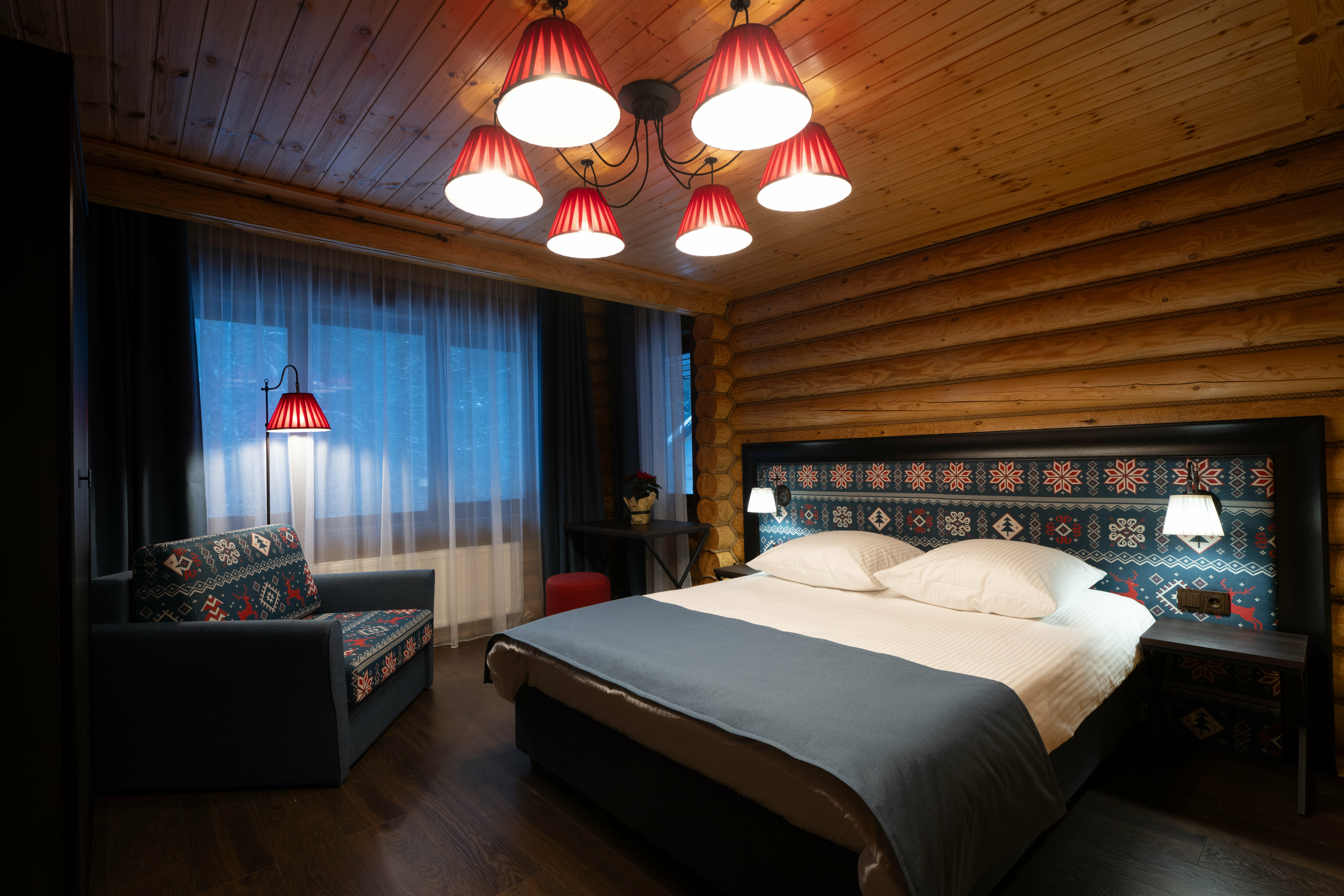 Коттедж с видом на лес