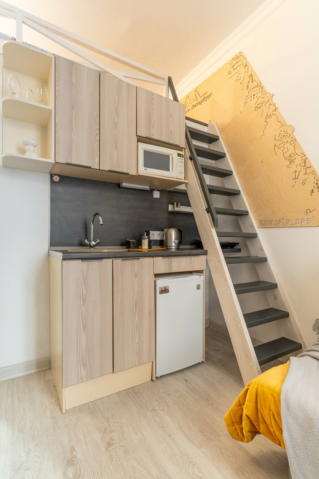 Двухуровневый четырехместный номер