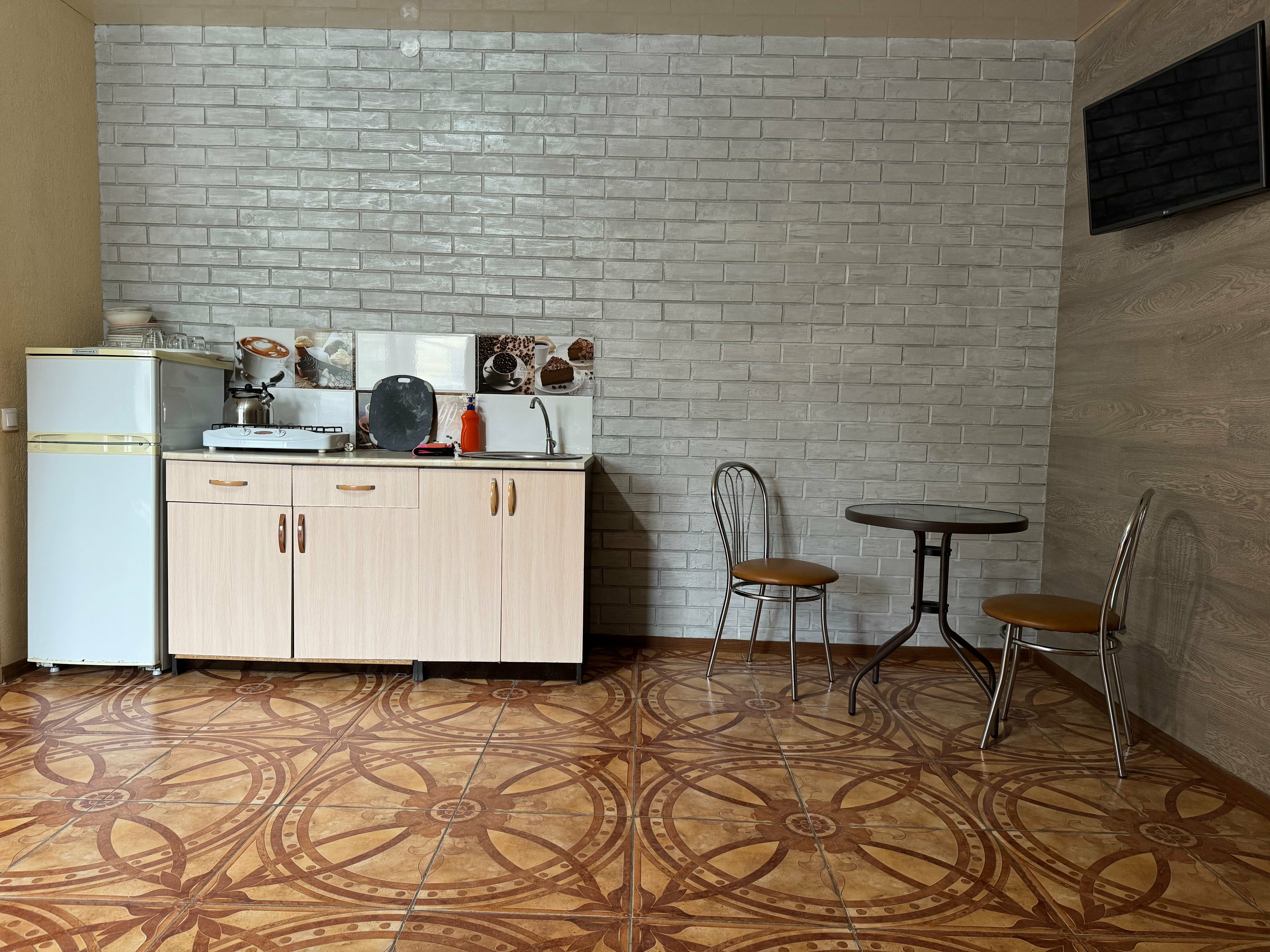 Номер-студия с бaлконом