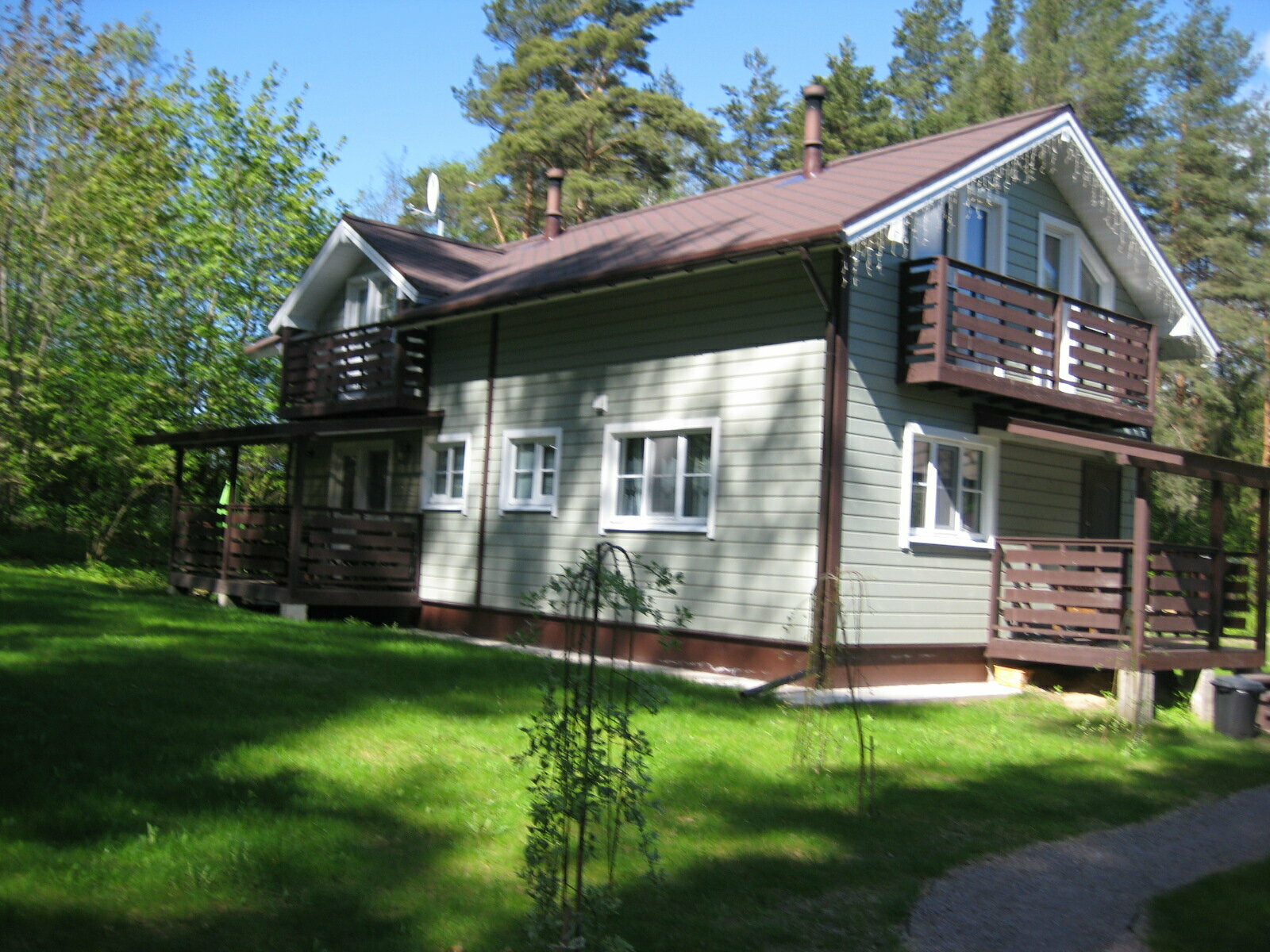 Коттедж с видом на озеро