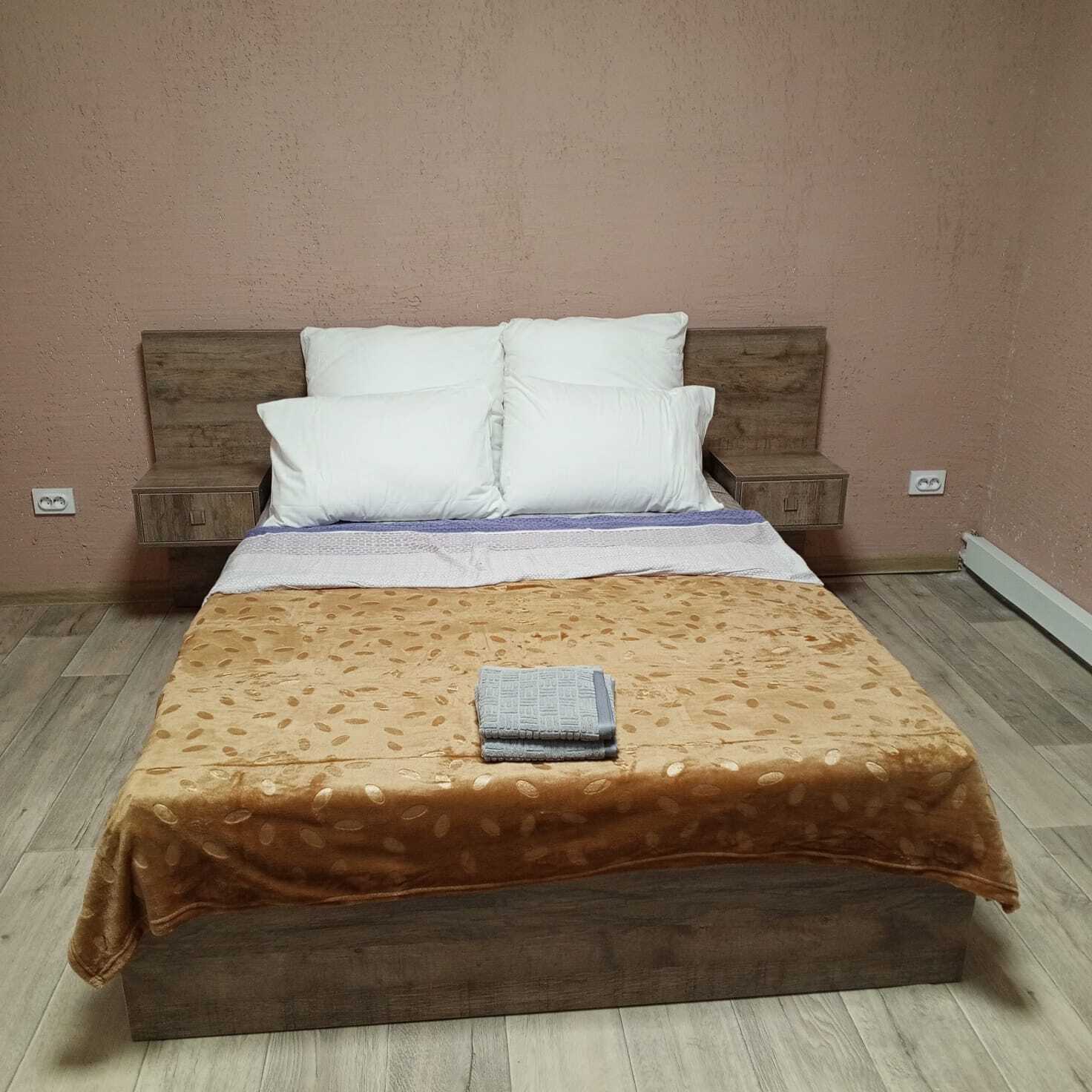 Cемейный номер с собственной ванной комнатой