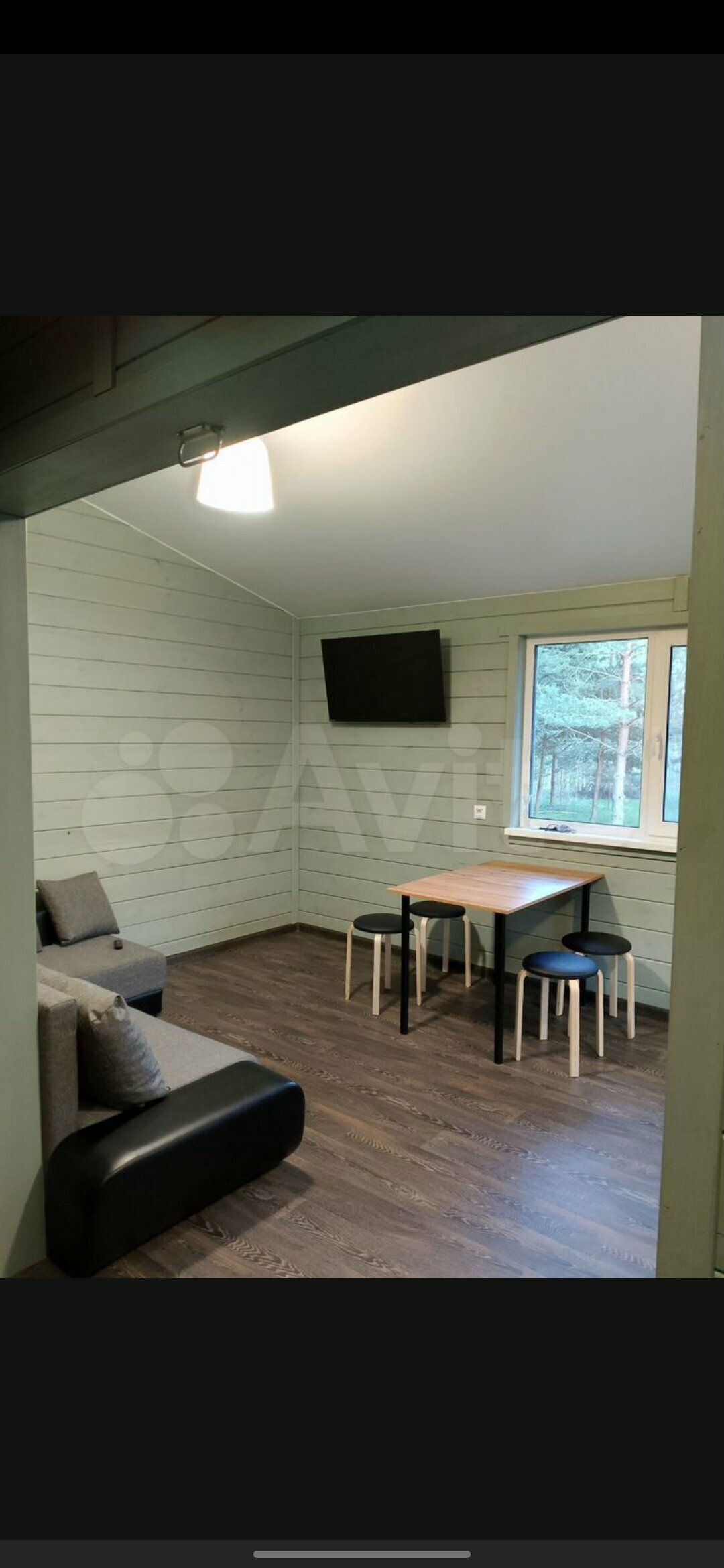 Дом с видом на лес