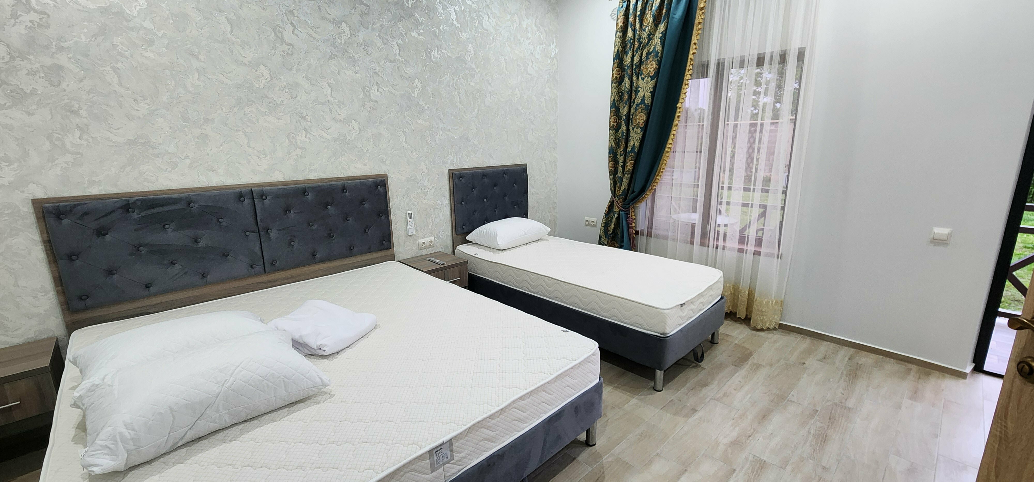 Трехместный номер "люкс"