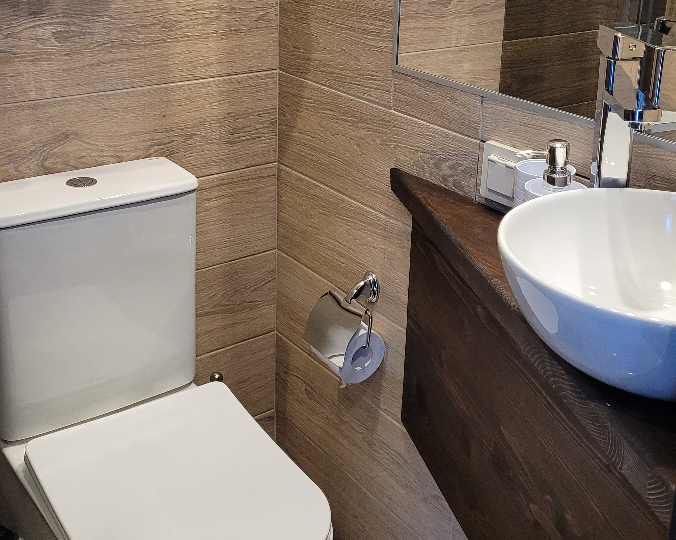 Небольшой двухместный номер с 1 кроватью