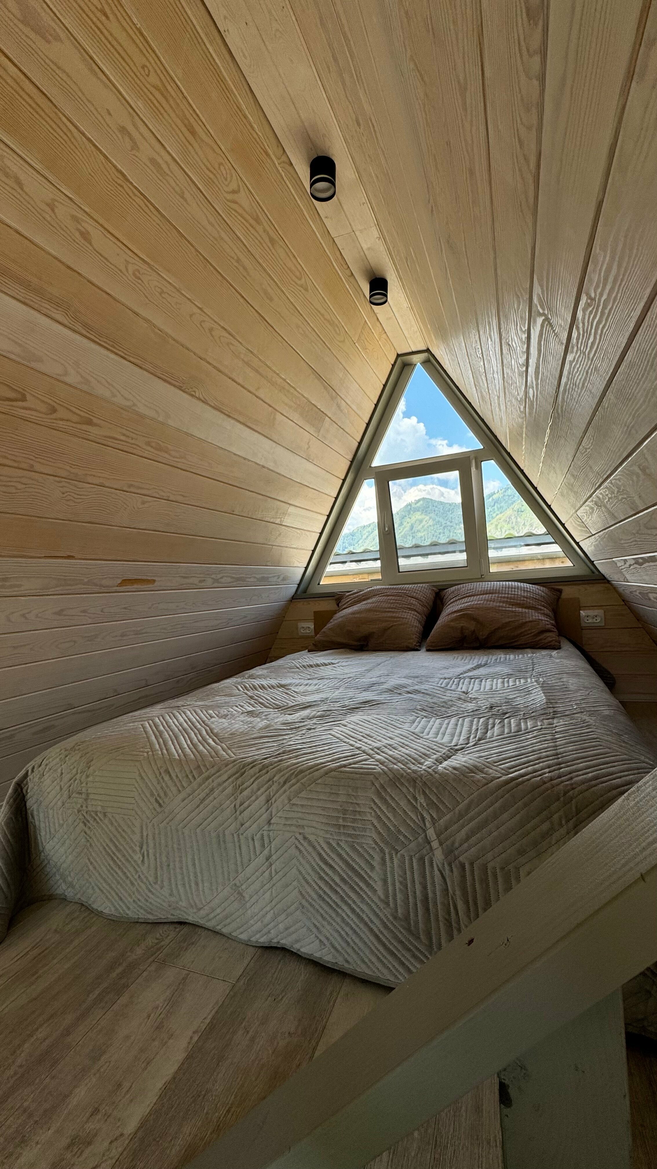 Дом с видом на горы