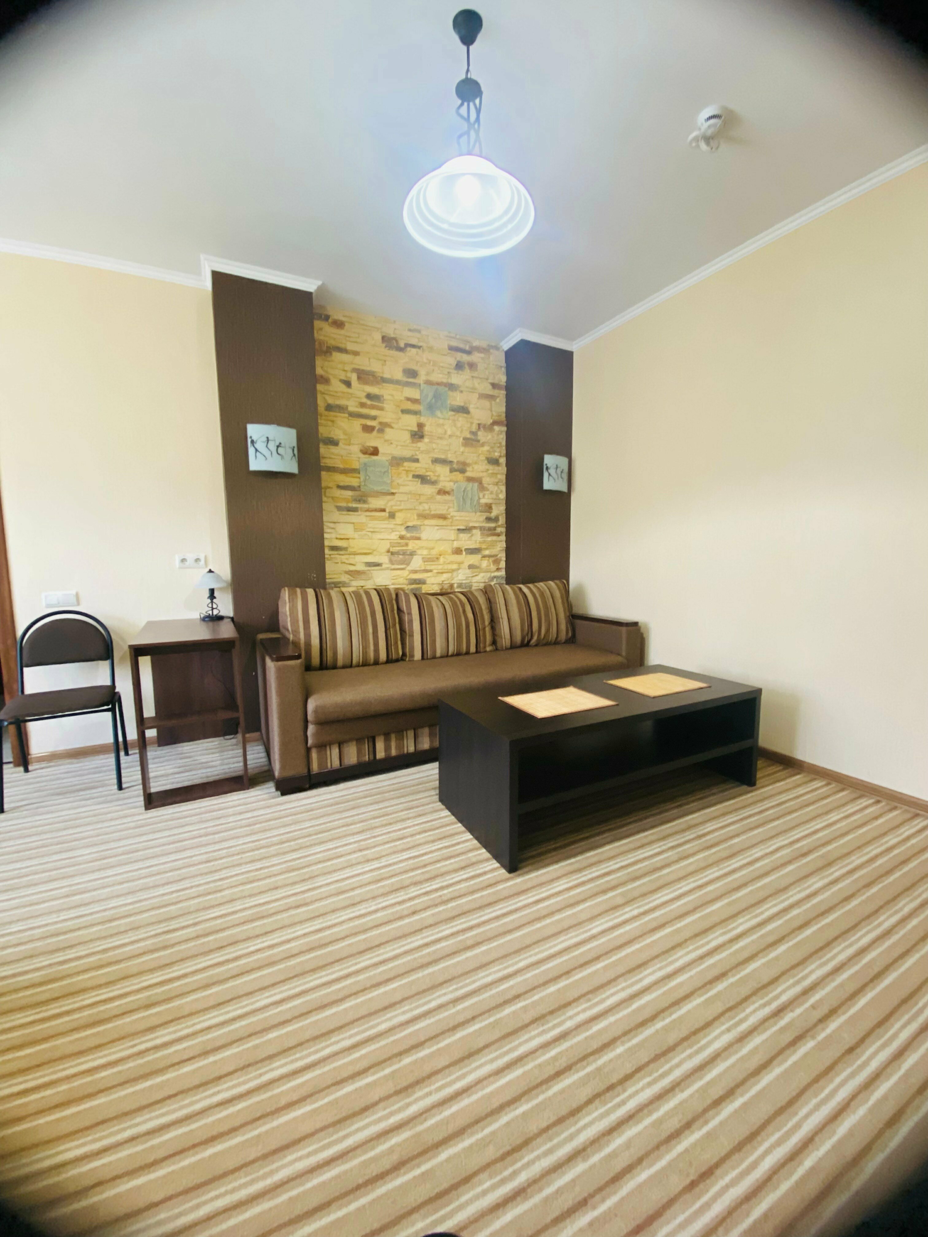 Улучшенный двухместный номер с 1 кроватью