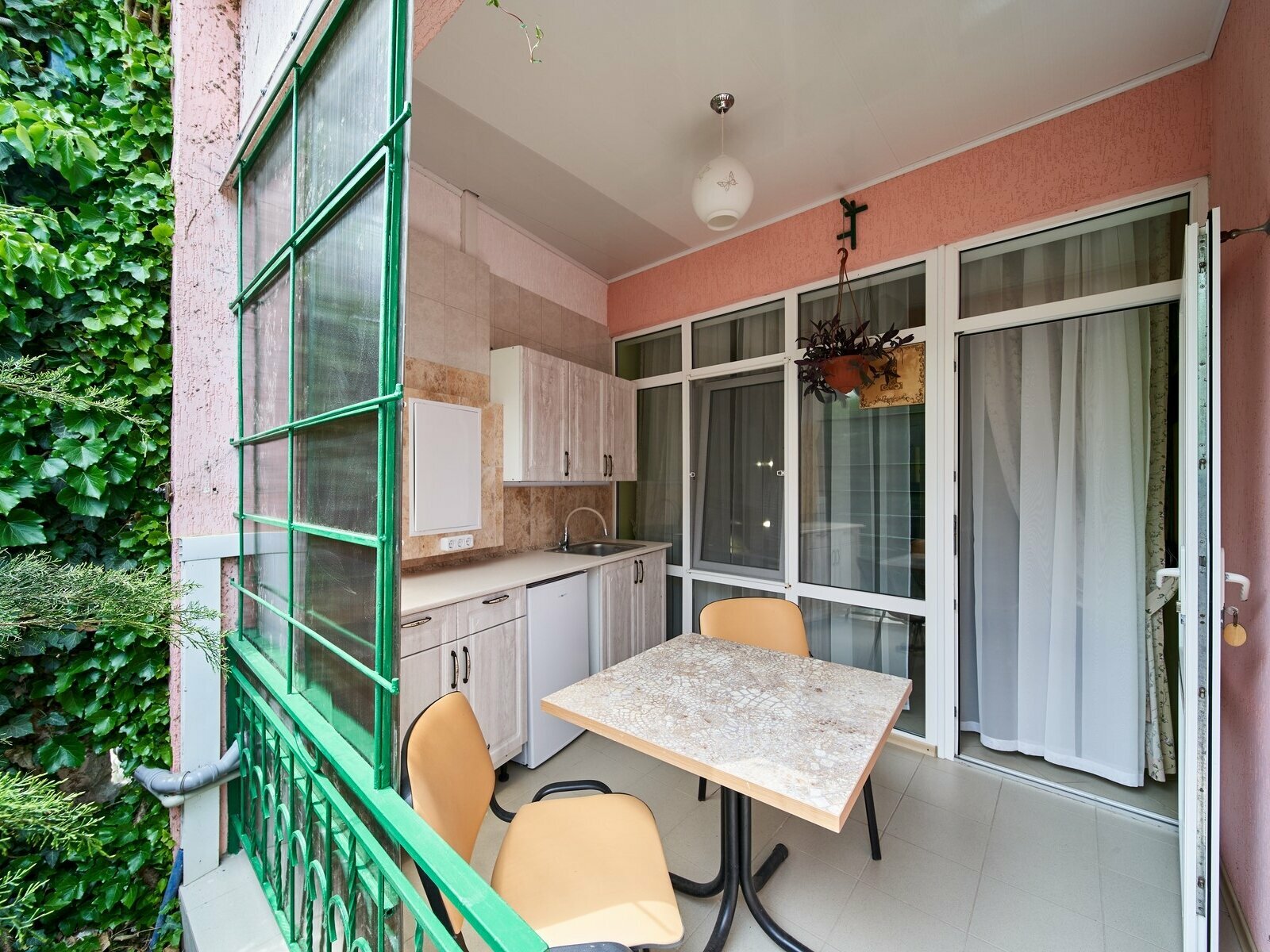 Номер-студия с балконом