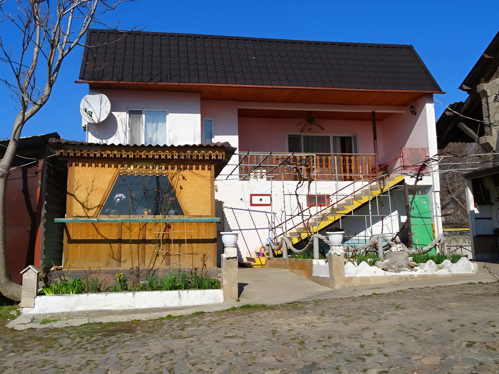 Семейный номер с видом на море