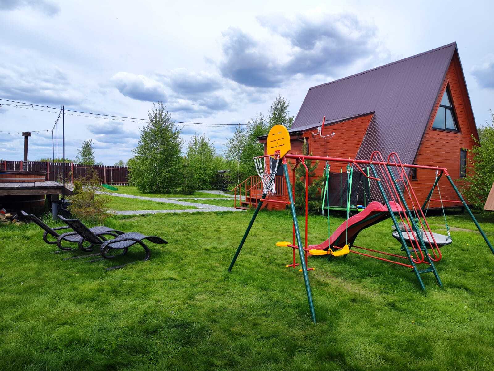 Треугольный дом Наш Шалаш с баней и купелью 