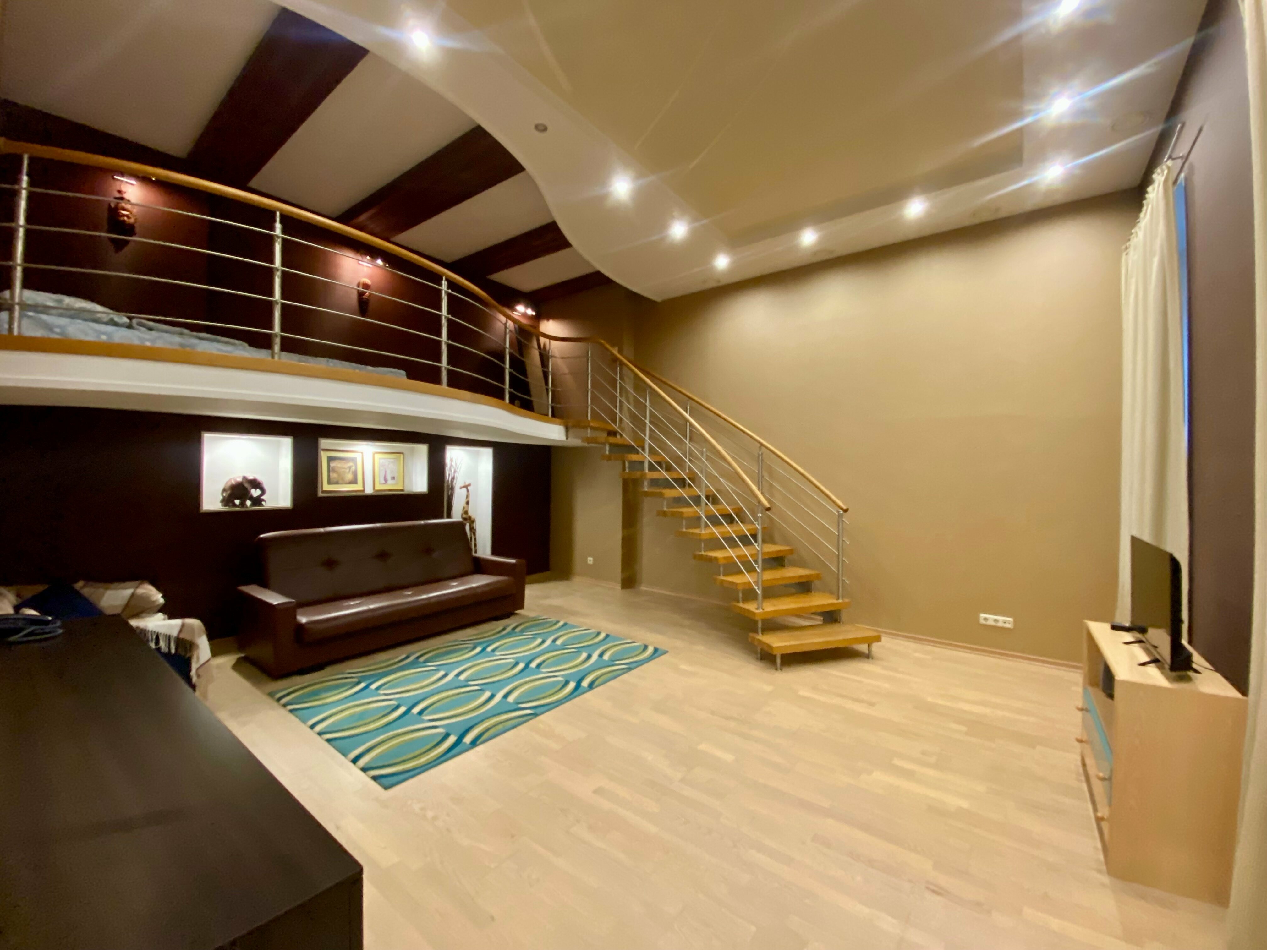 Двухуровневые апартаменты для 8 человек 