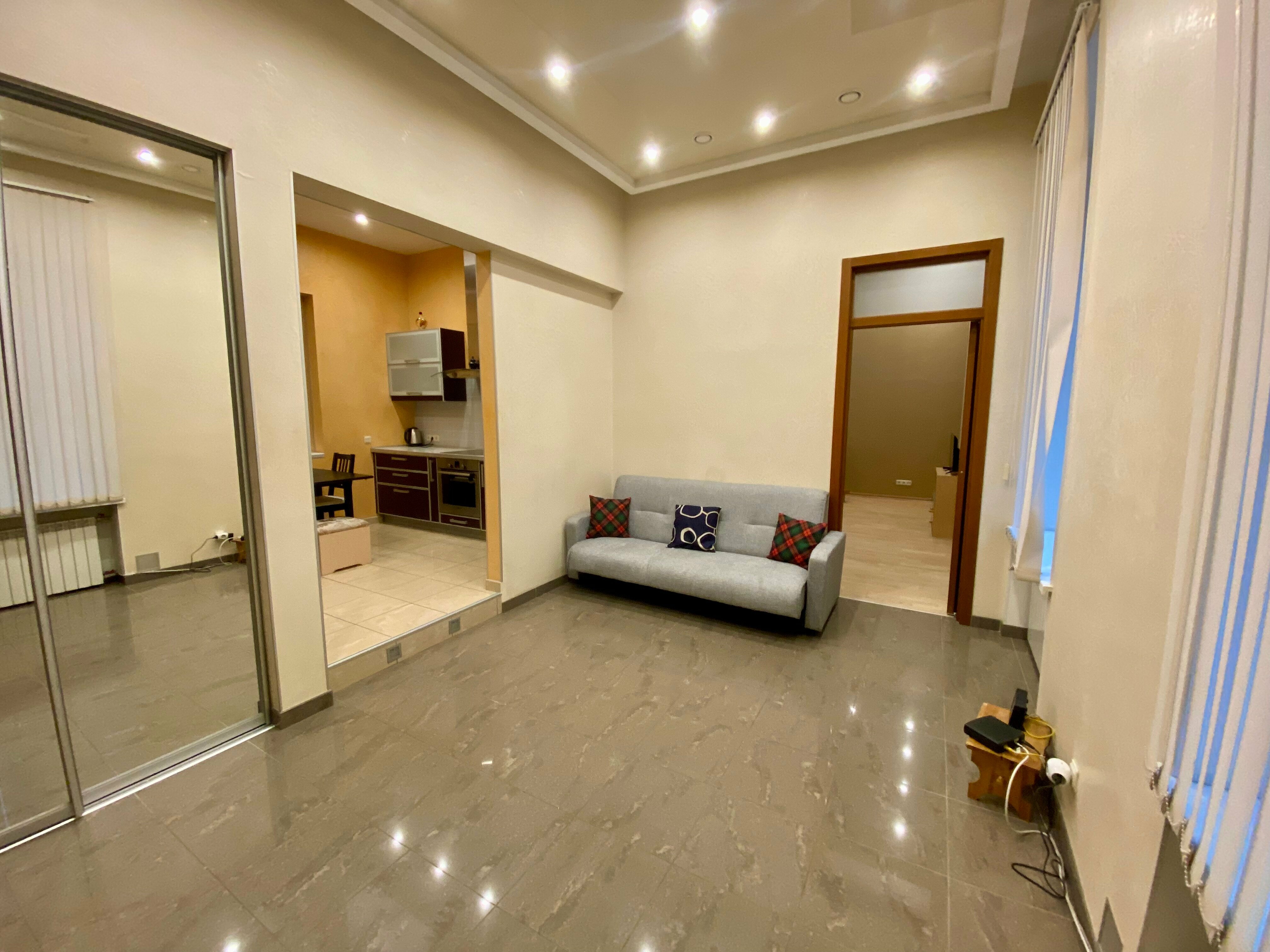 Двухуровневые апартаменты для 8 человек 