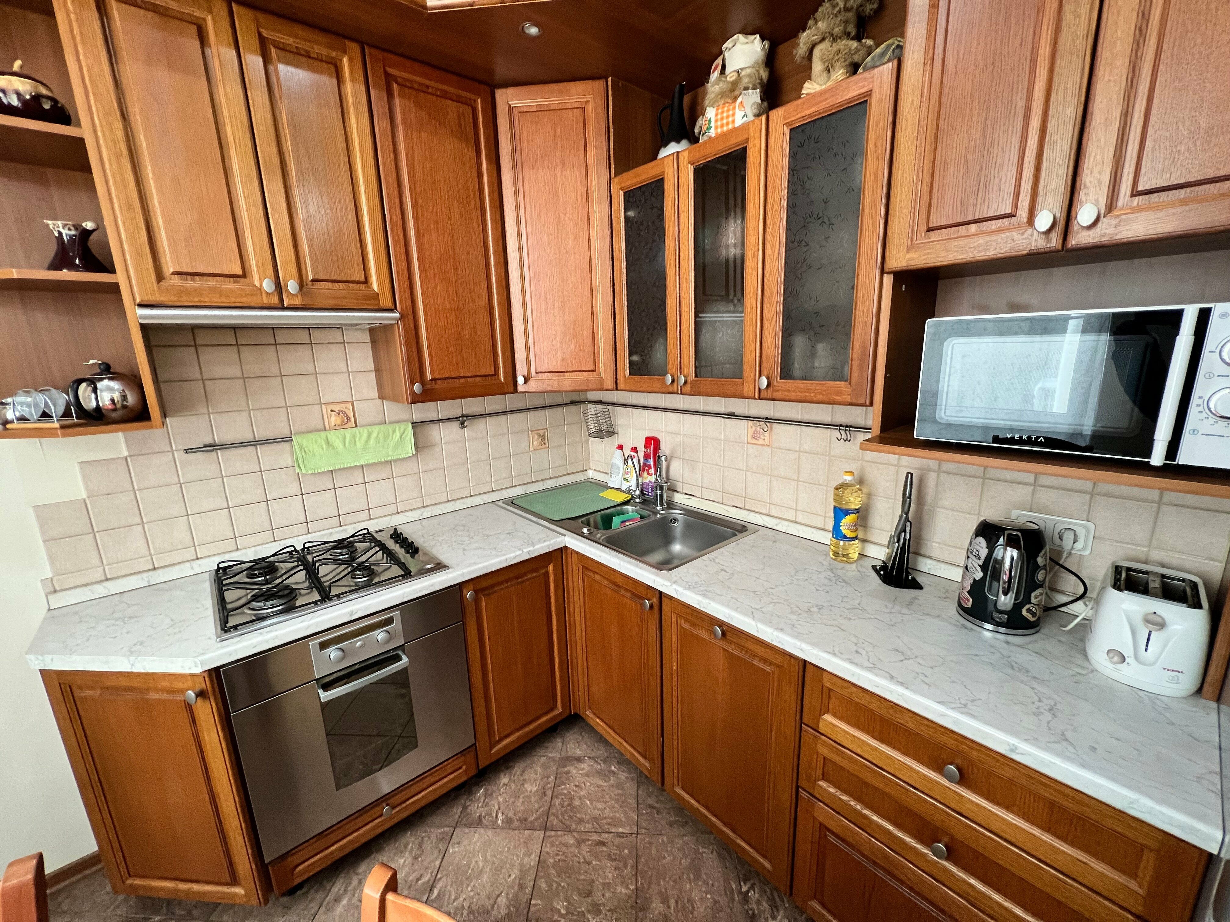 Трехкомнатные апартаменты с сауной и джакузи