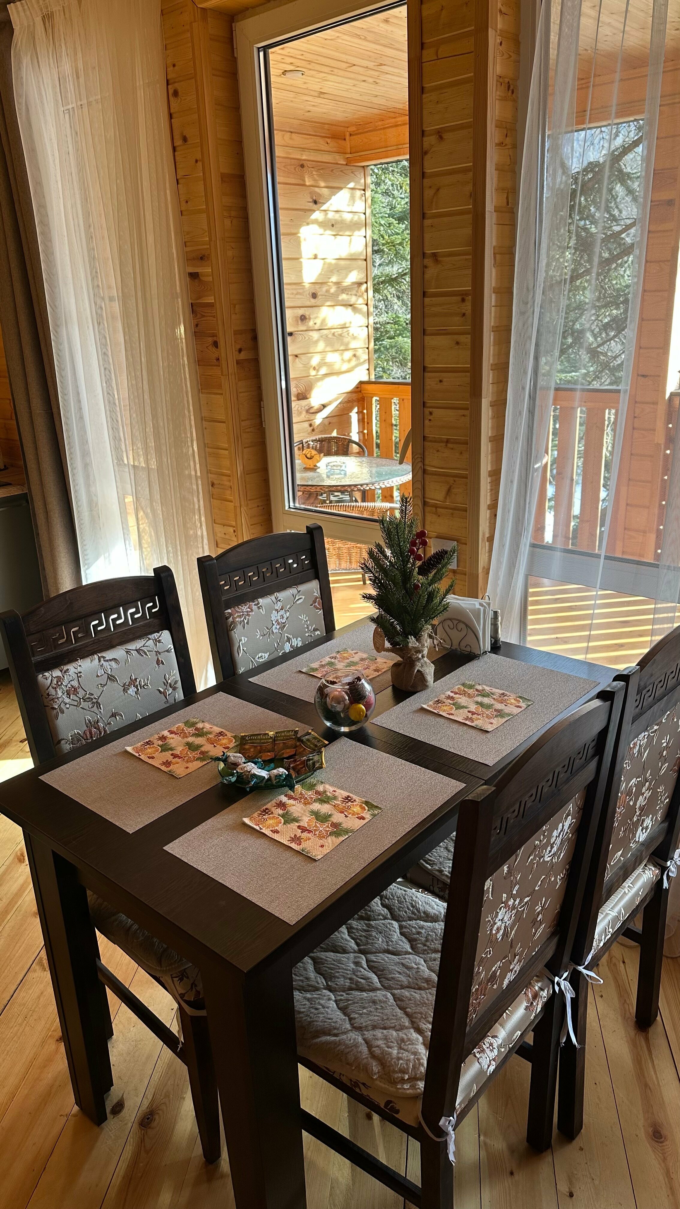 Номер-студия с видом на горы