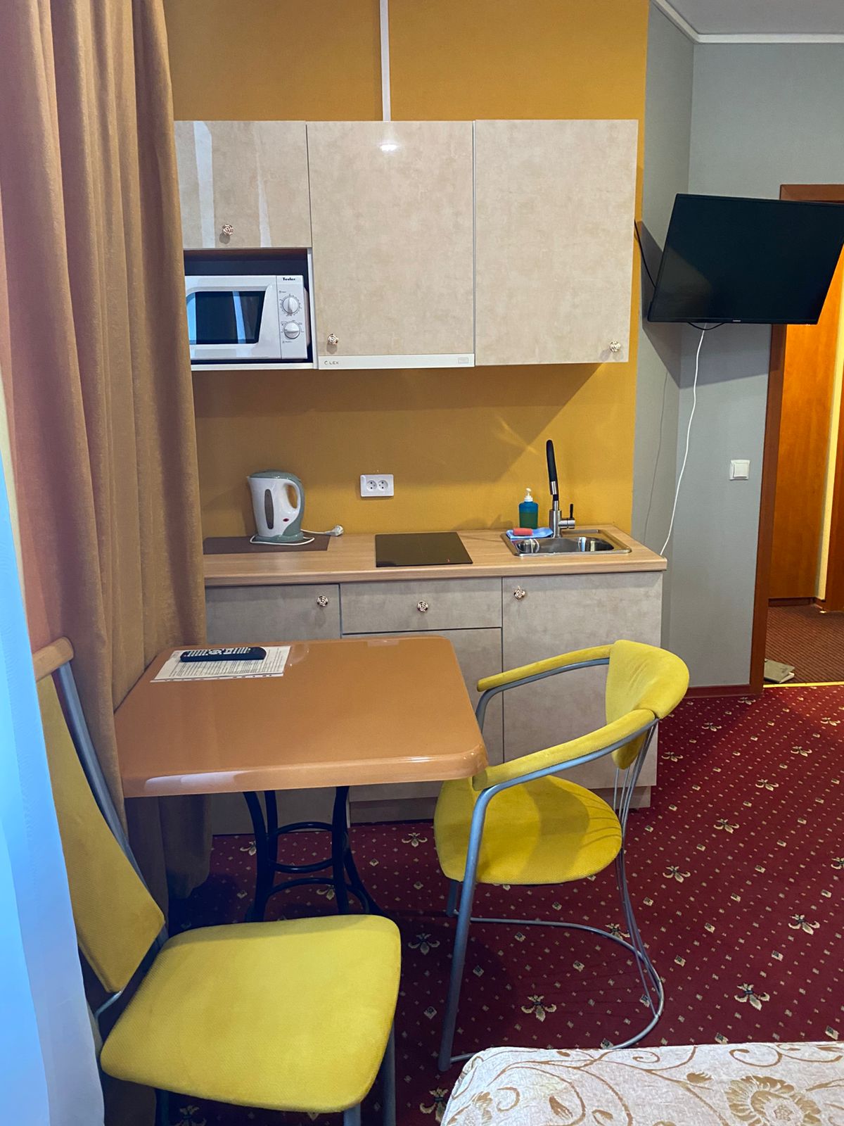 Апартаменты 205