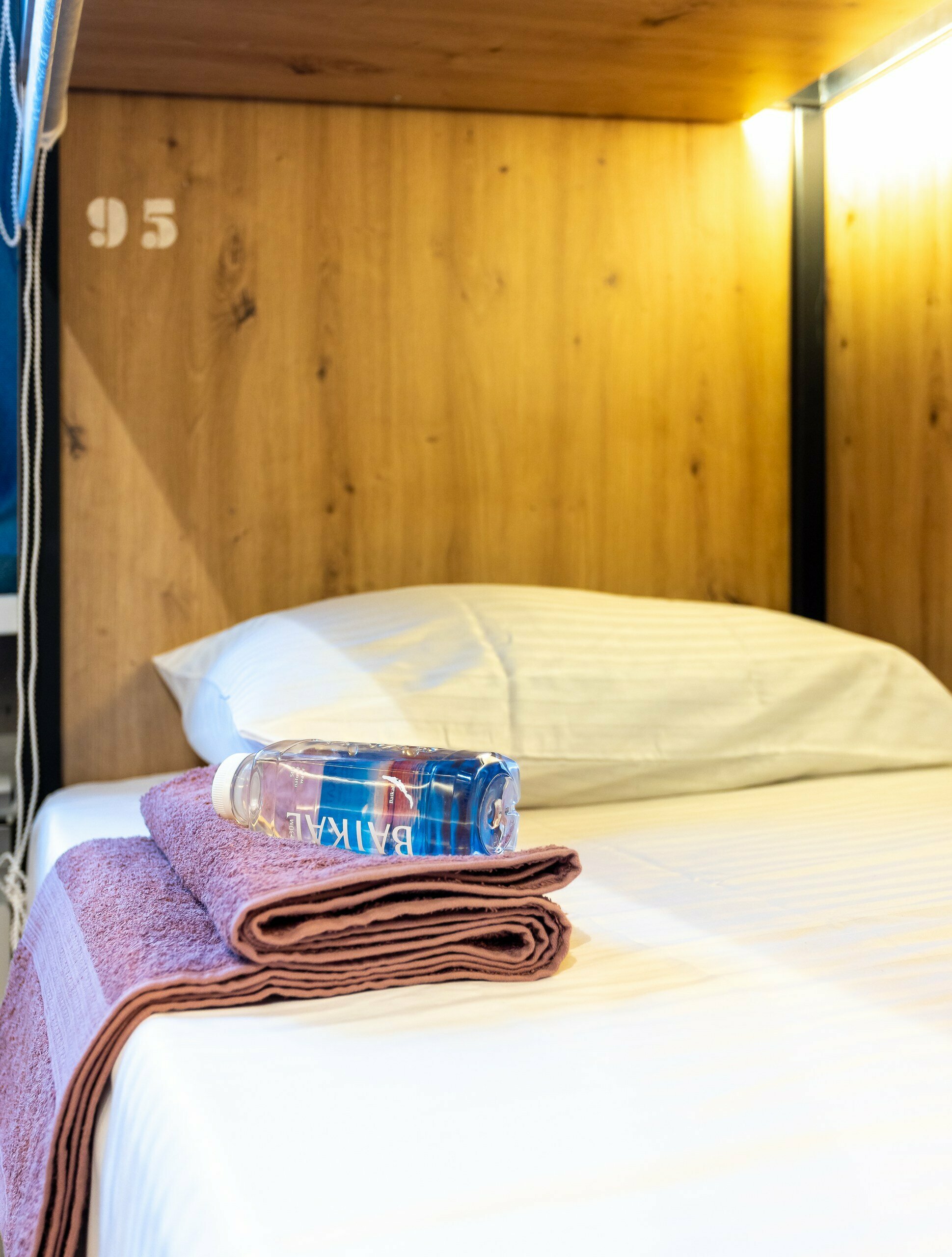 22. Кровать в общем 8-местном номере для мужчин