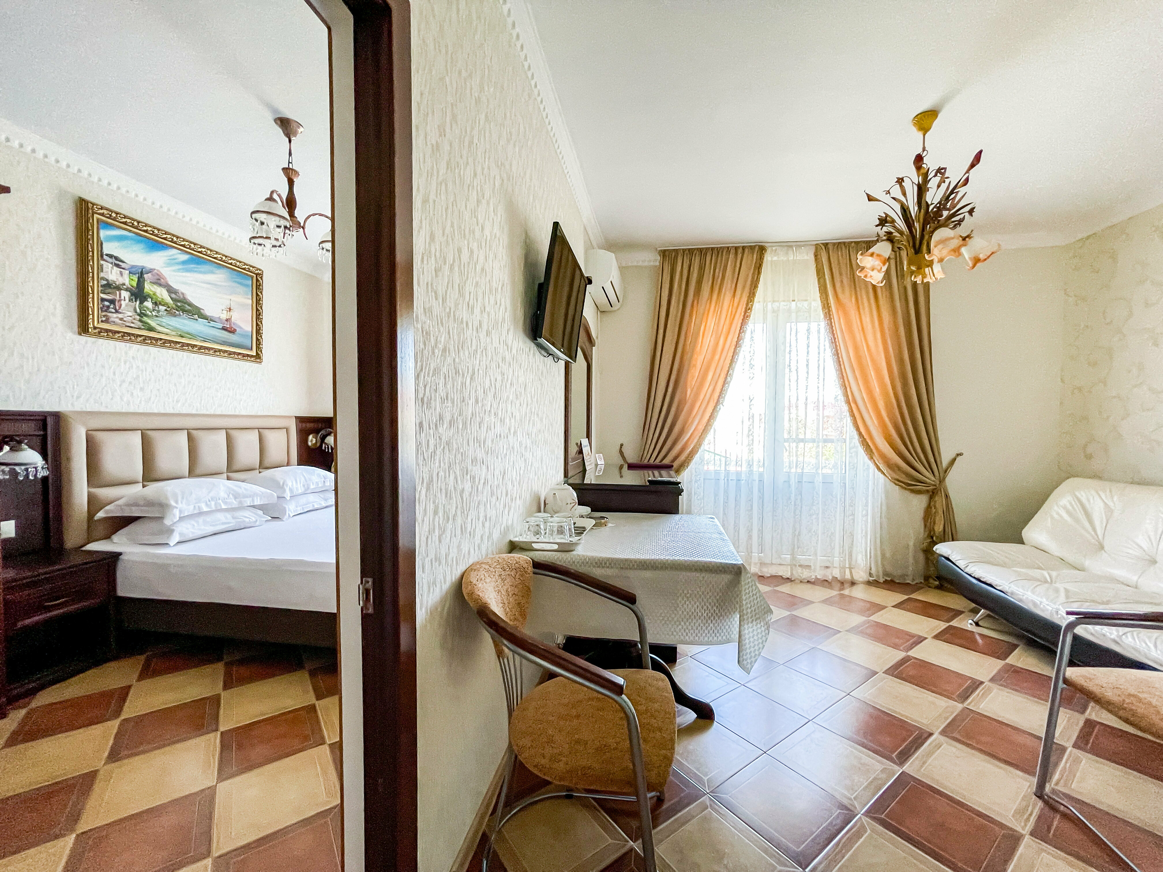 Люкс с видом на город