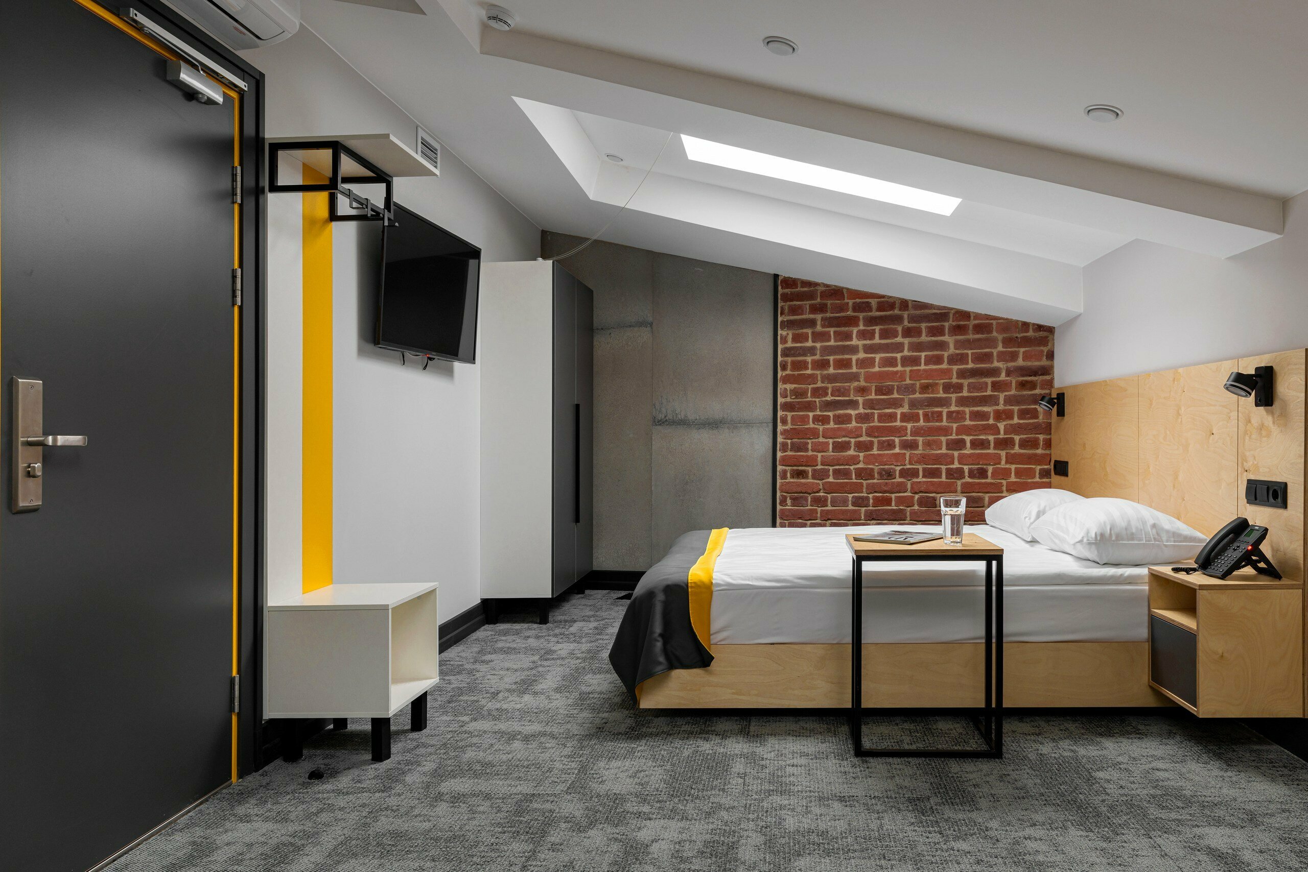 izzziUP Mansarda Comfort