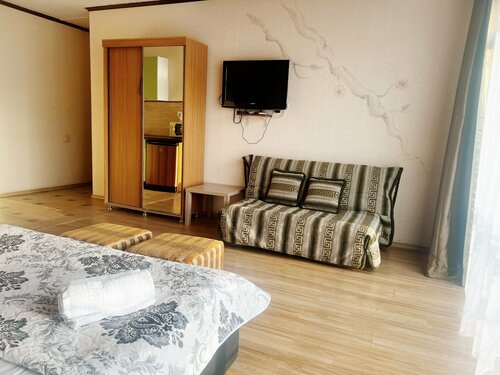 Четырехместный номер «Комфорт» в Антонида