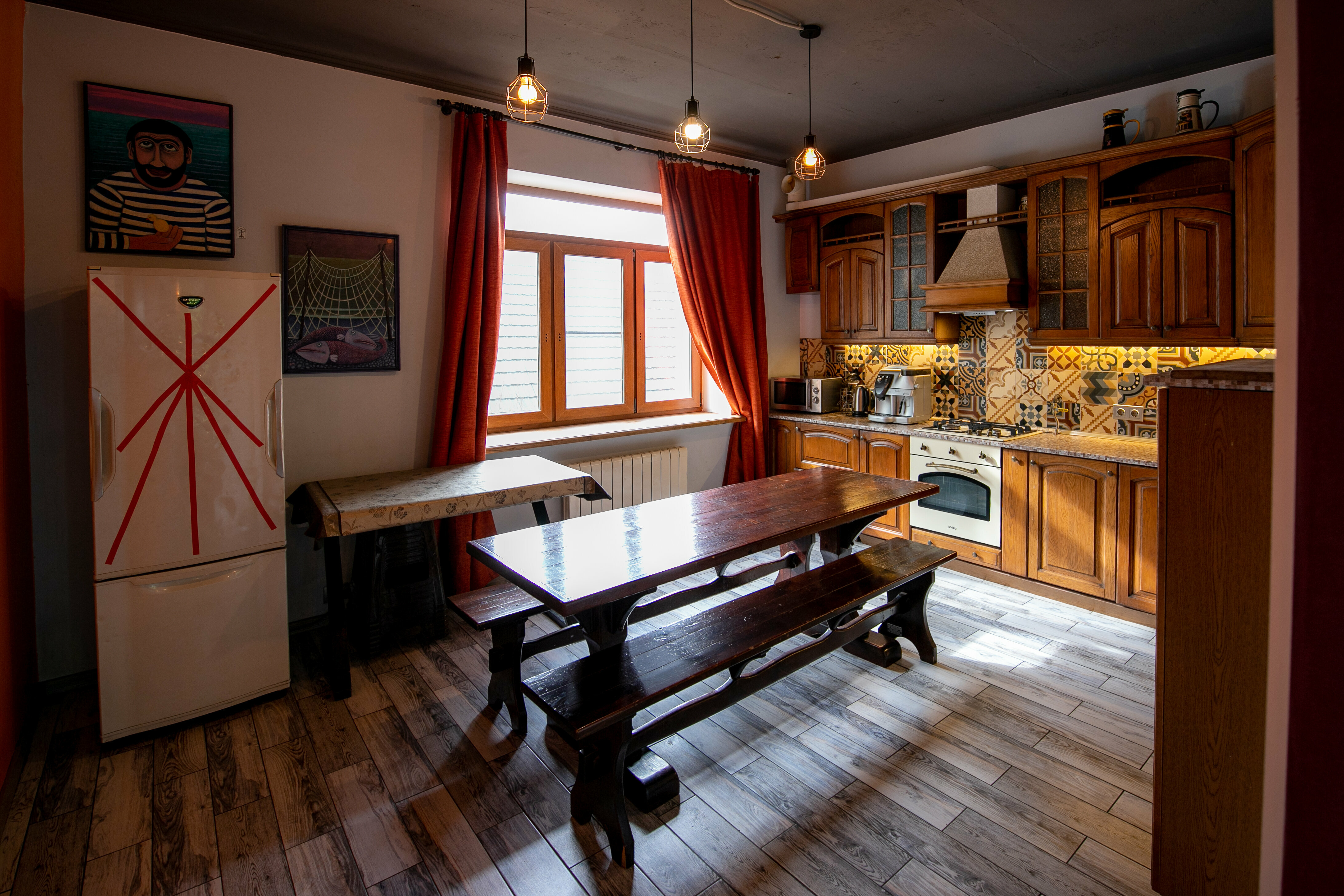 Party коттедж "LoftCherdak" 330 м2 ( в субботу всегда с шале баней и спа 22 сп места)