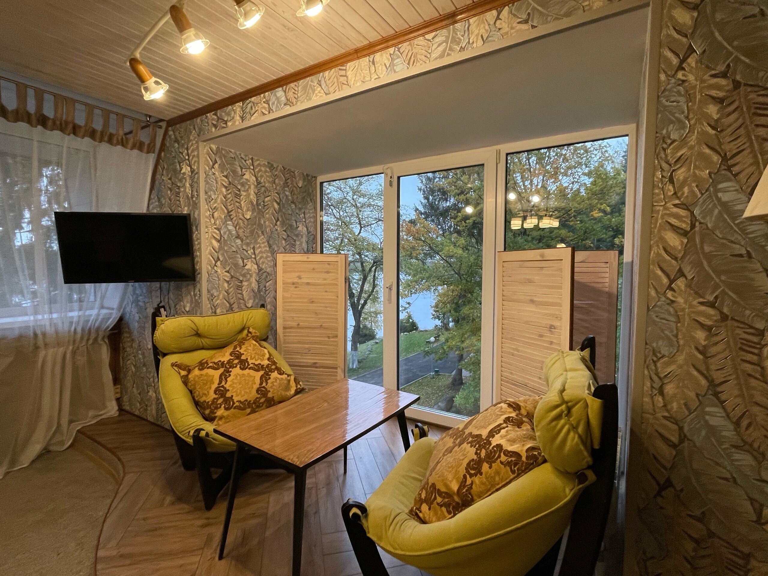 Двухкомнатный семейный номер