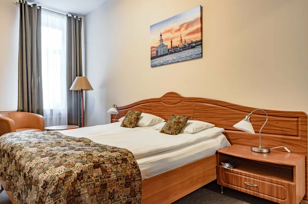 Улучшенный двухместный номер с 1 кроватью