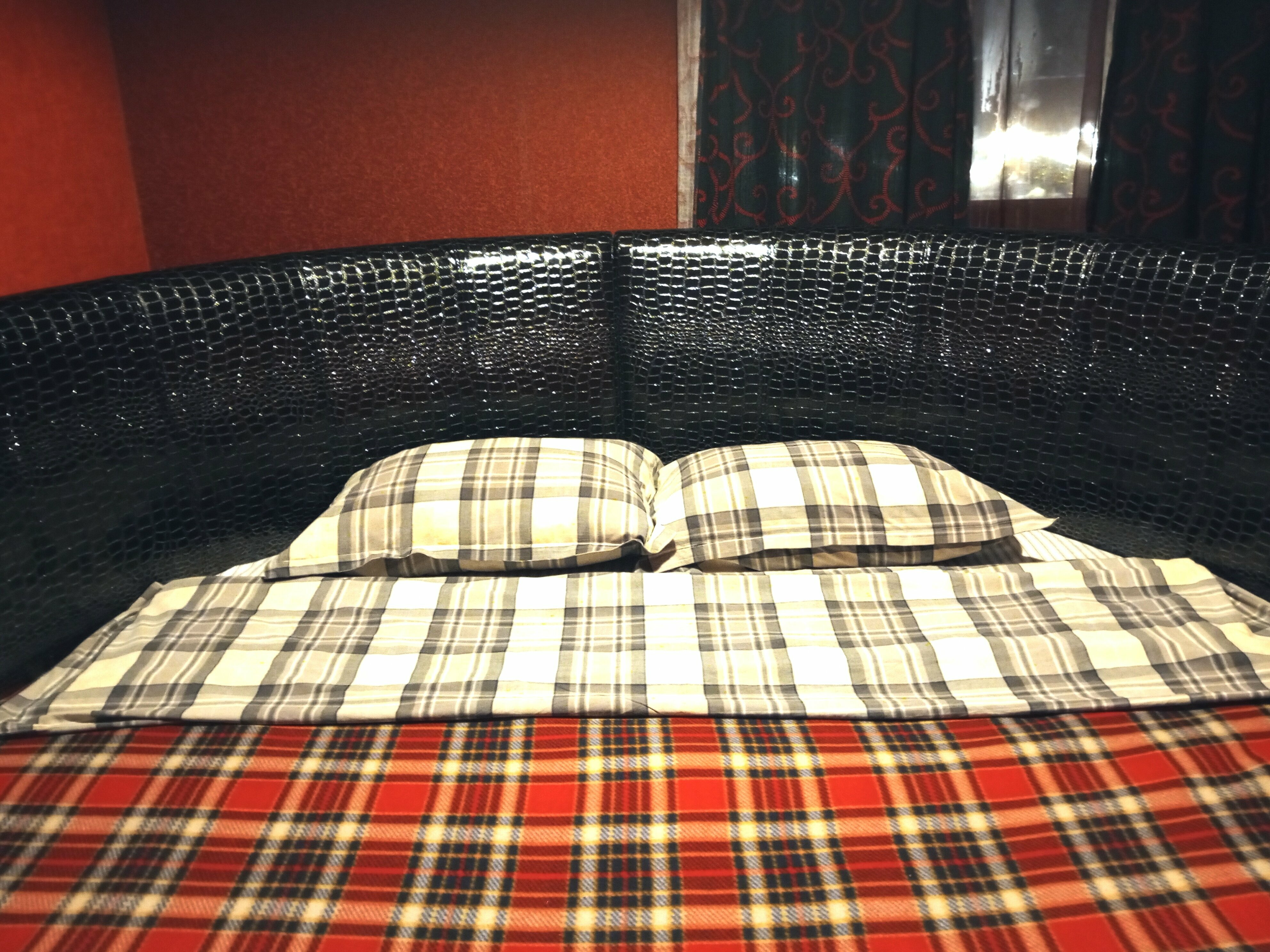 Двухкомнатный Люкс с круглой кроватью