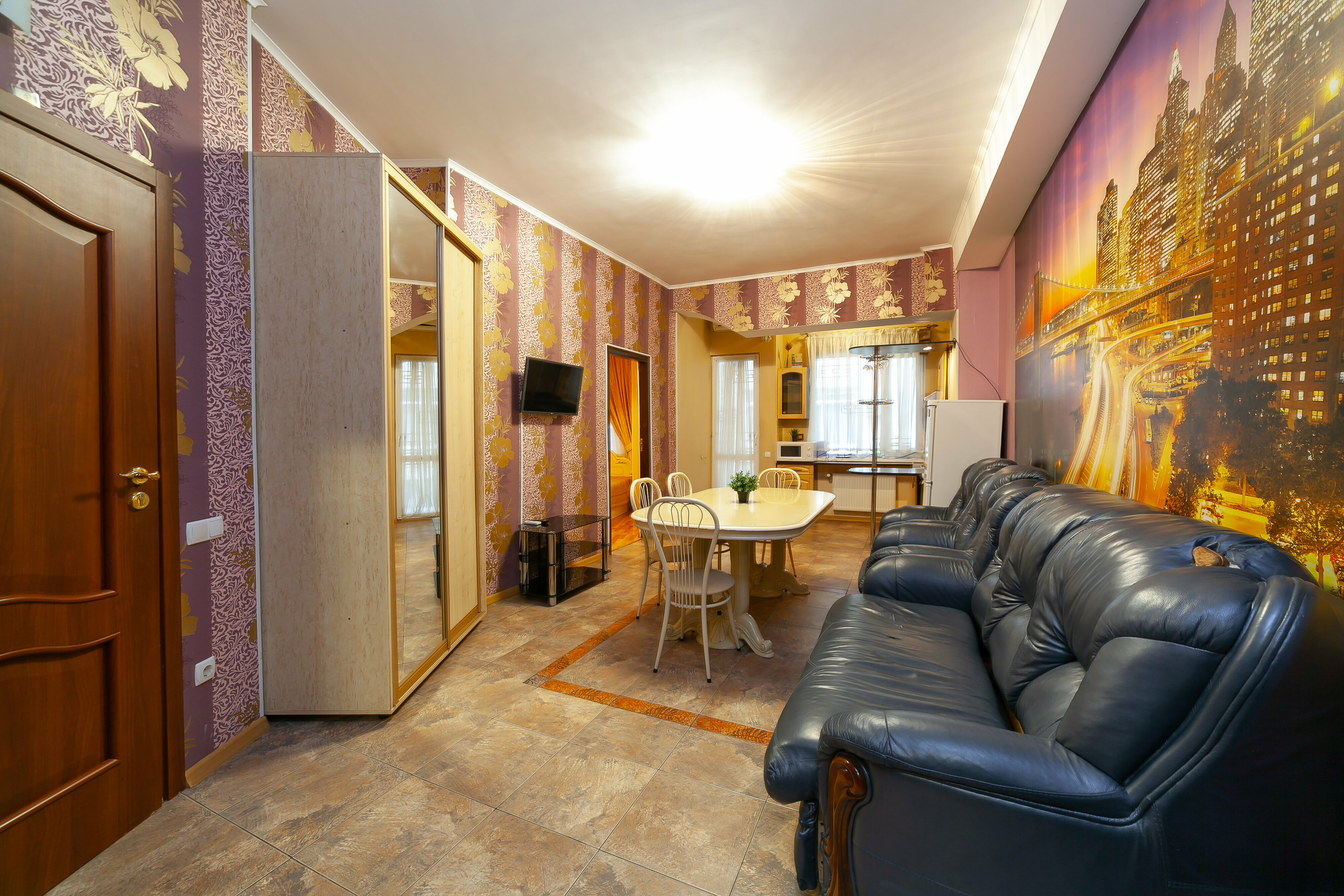 Люкс с балконом