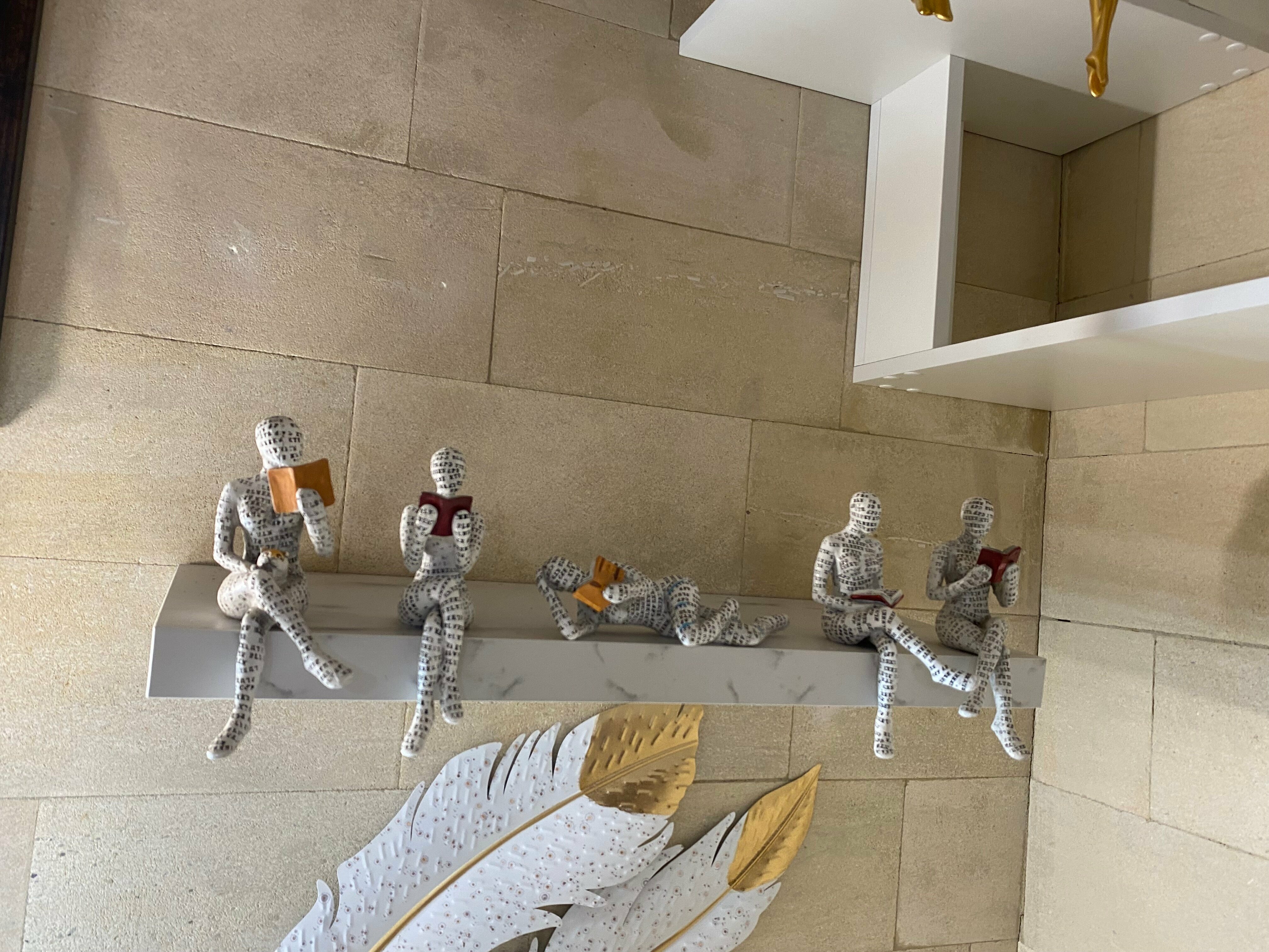 Двухместный номер с 2 отдельными кроватями и общей ванной комнатой