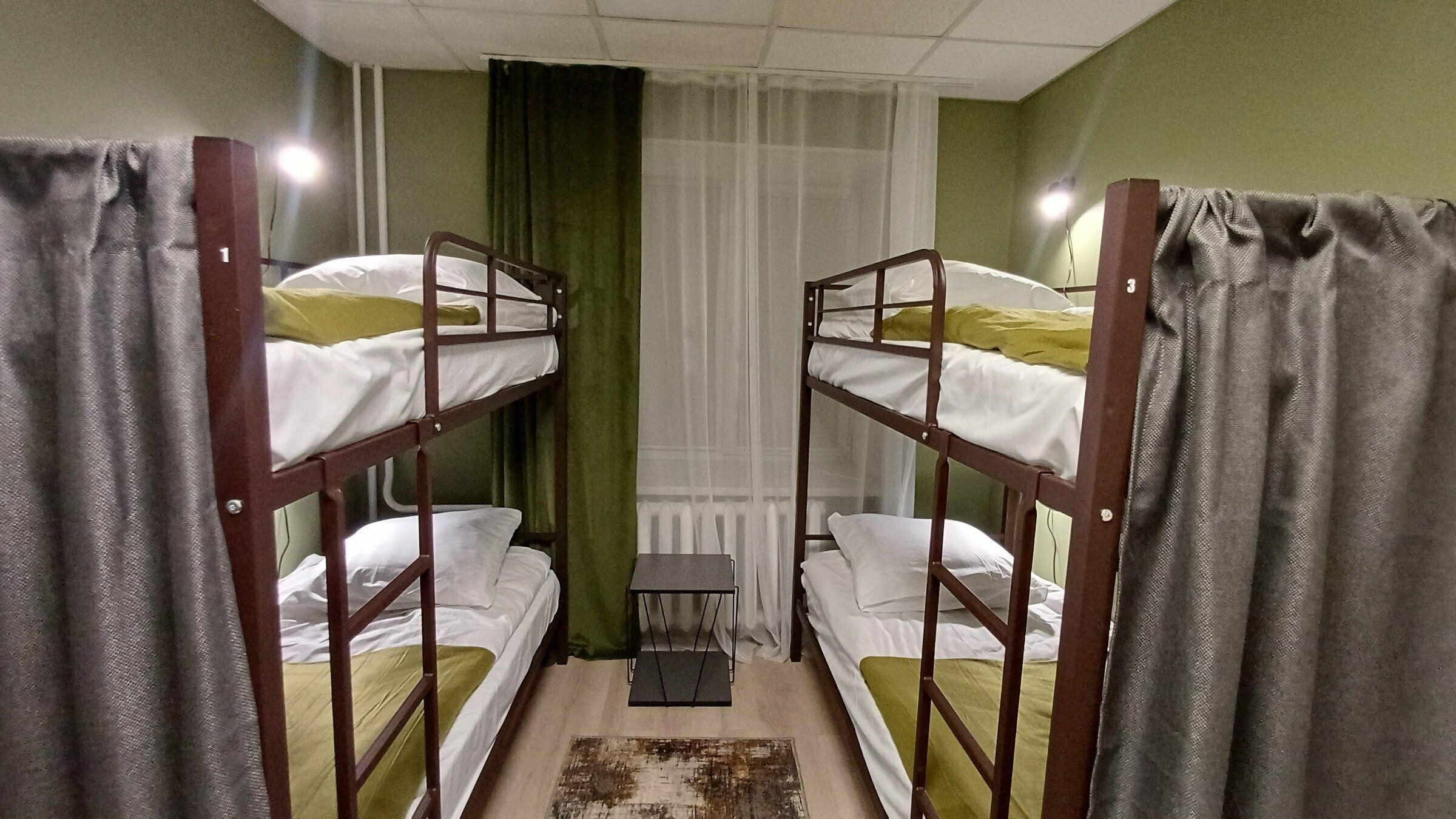 Общий 4-местный номер для мужчин и женщин