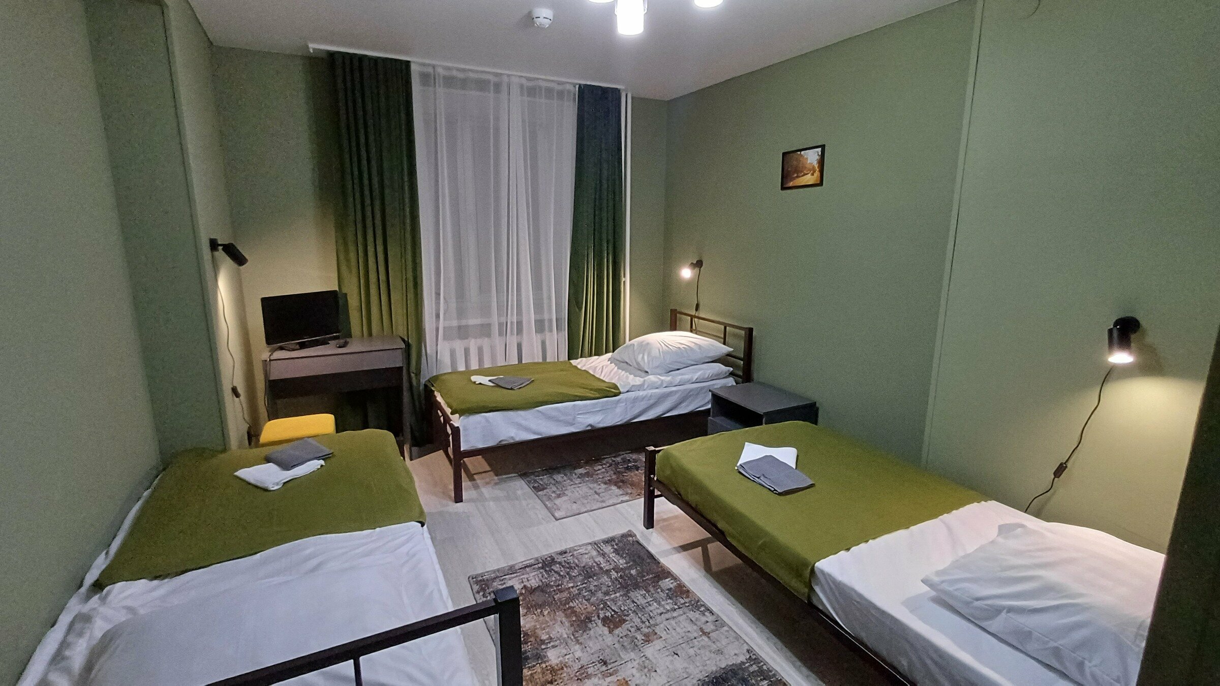 Кровать в трехместном номере