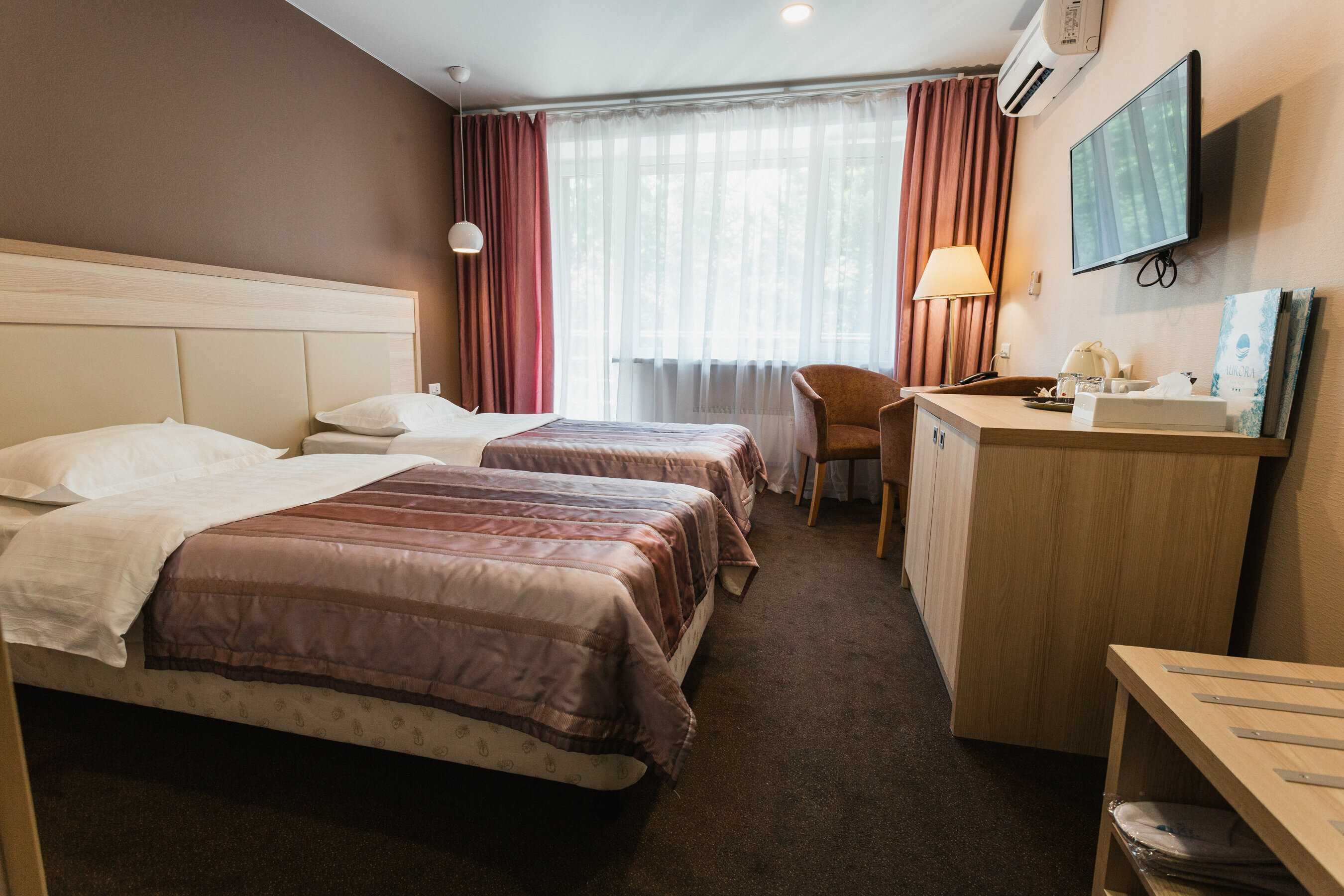 Двухместный номер с 2 отдельными кроватями и балконом