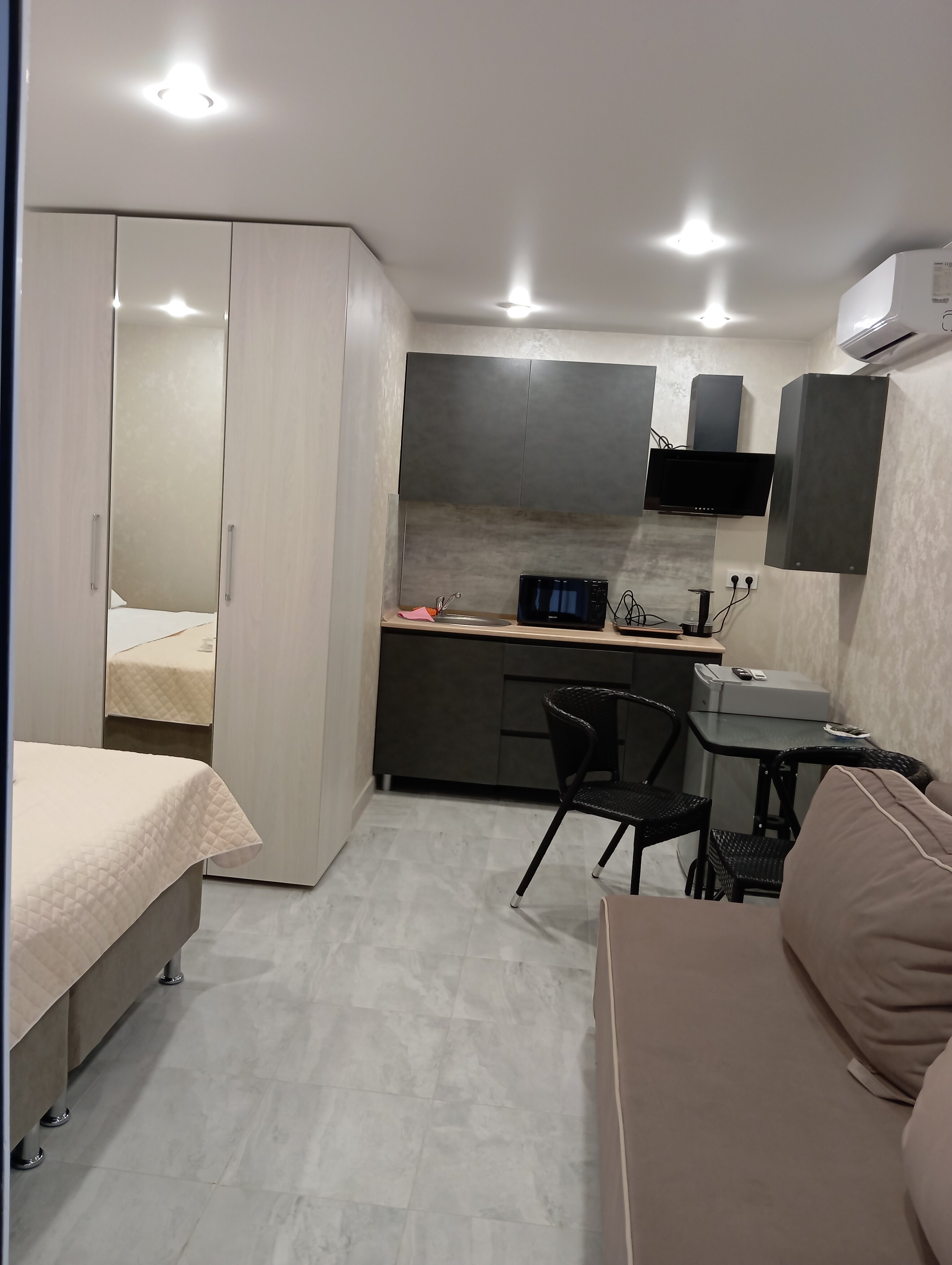 Апартаменты с балконом