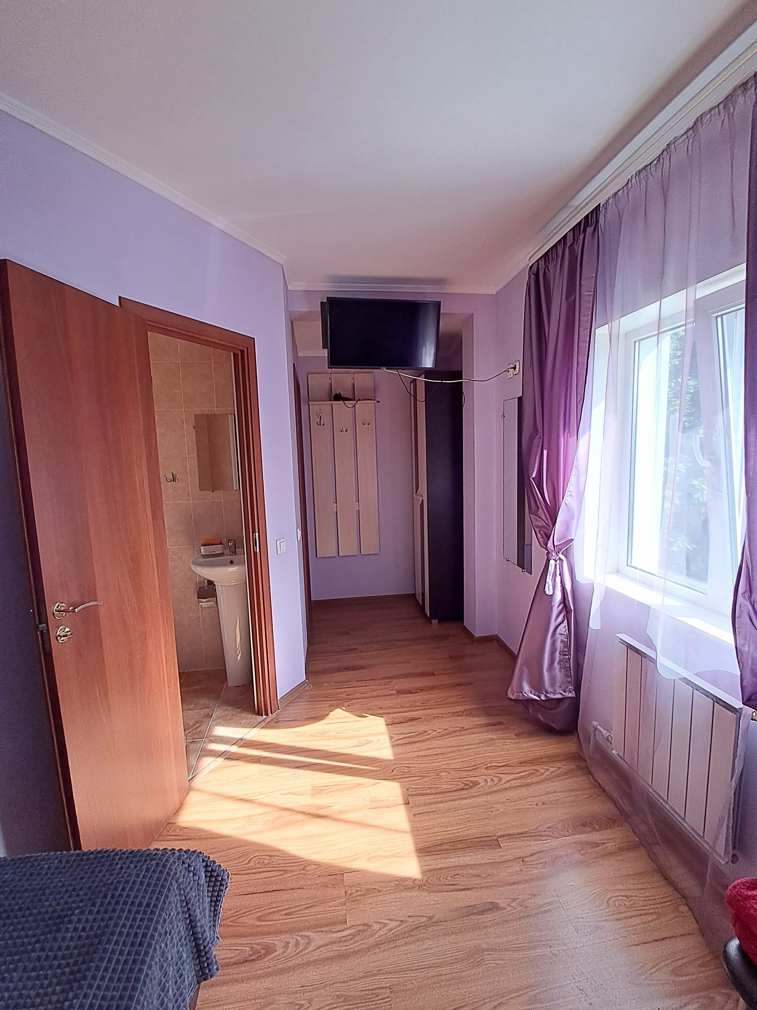 Большой двухместный номер с 1 кроватью