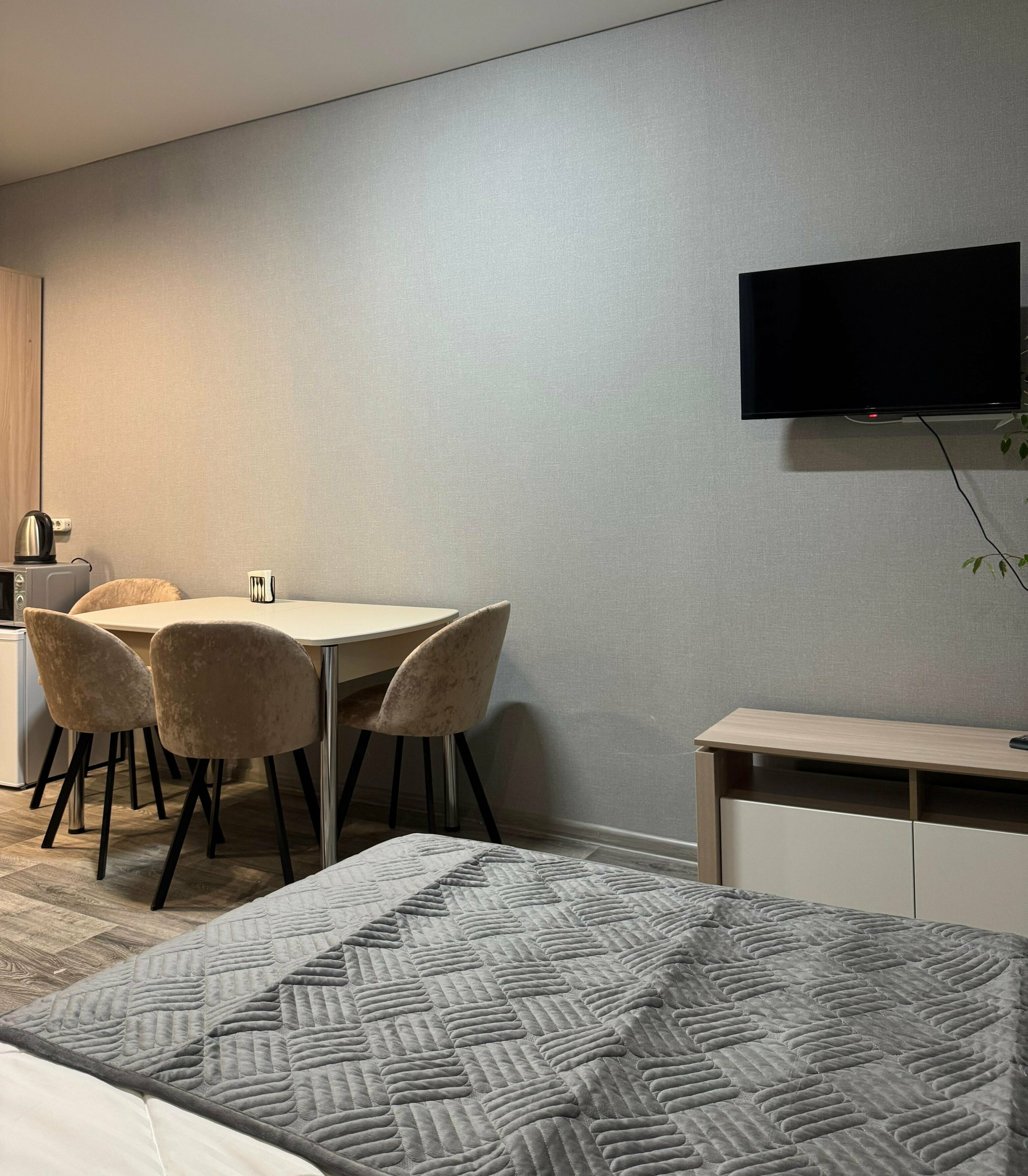 Четырехместный номер с душем