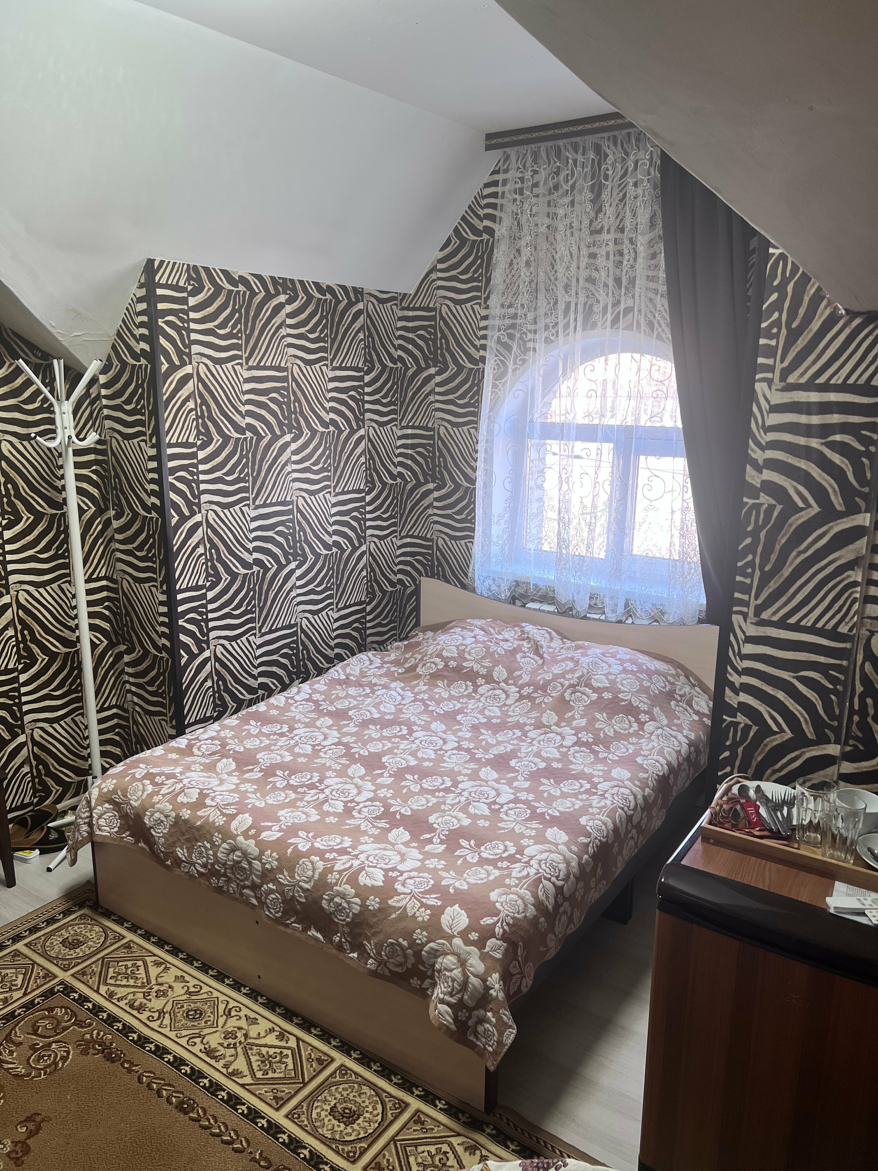 Небольшой двухместный номер с 1 кроватью