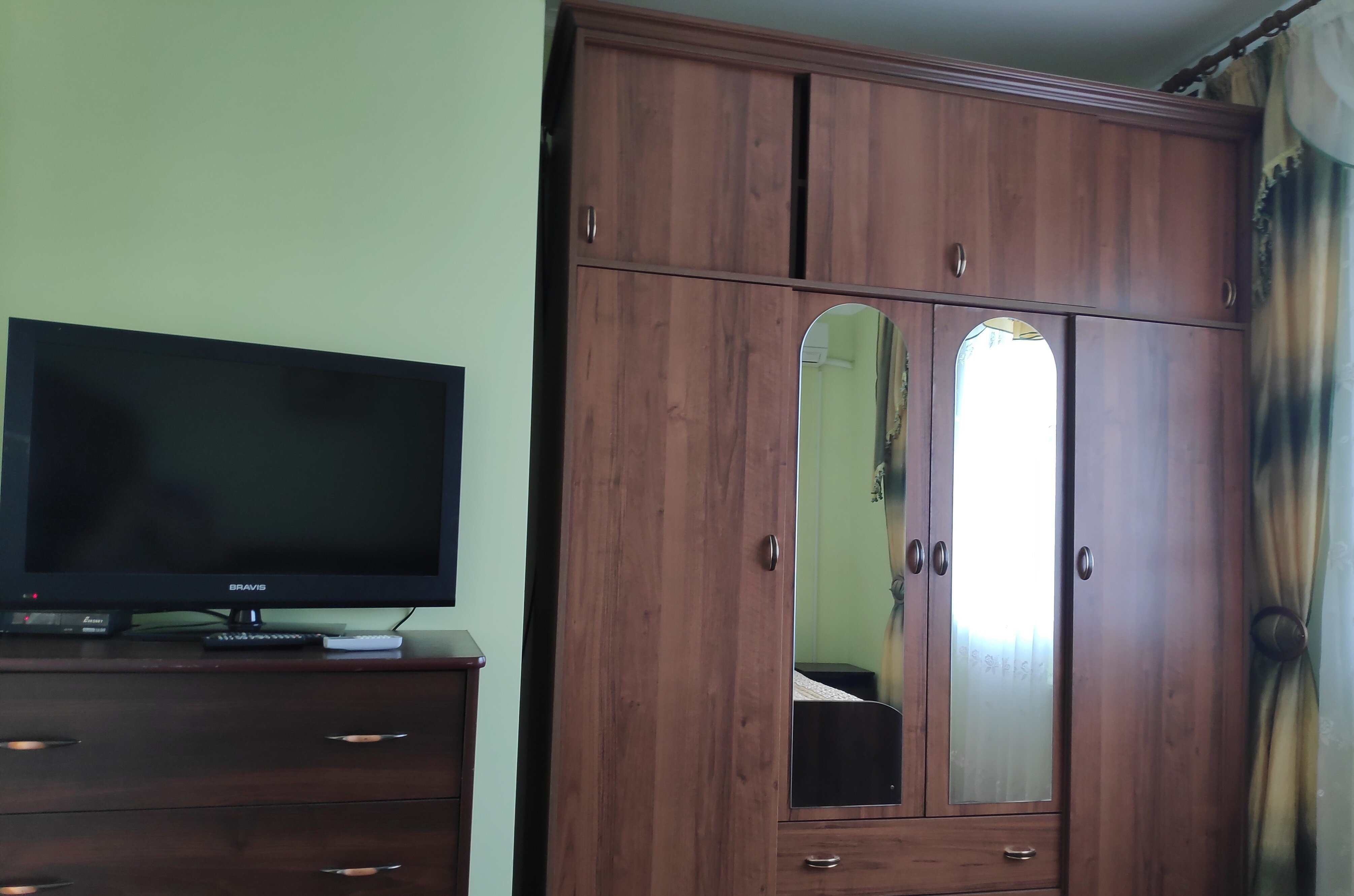 Двухкомнатный полулюкс с кухней