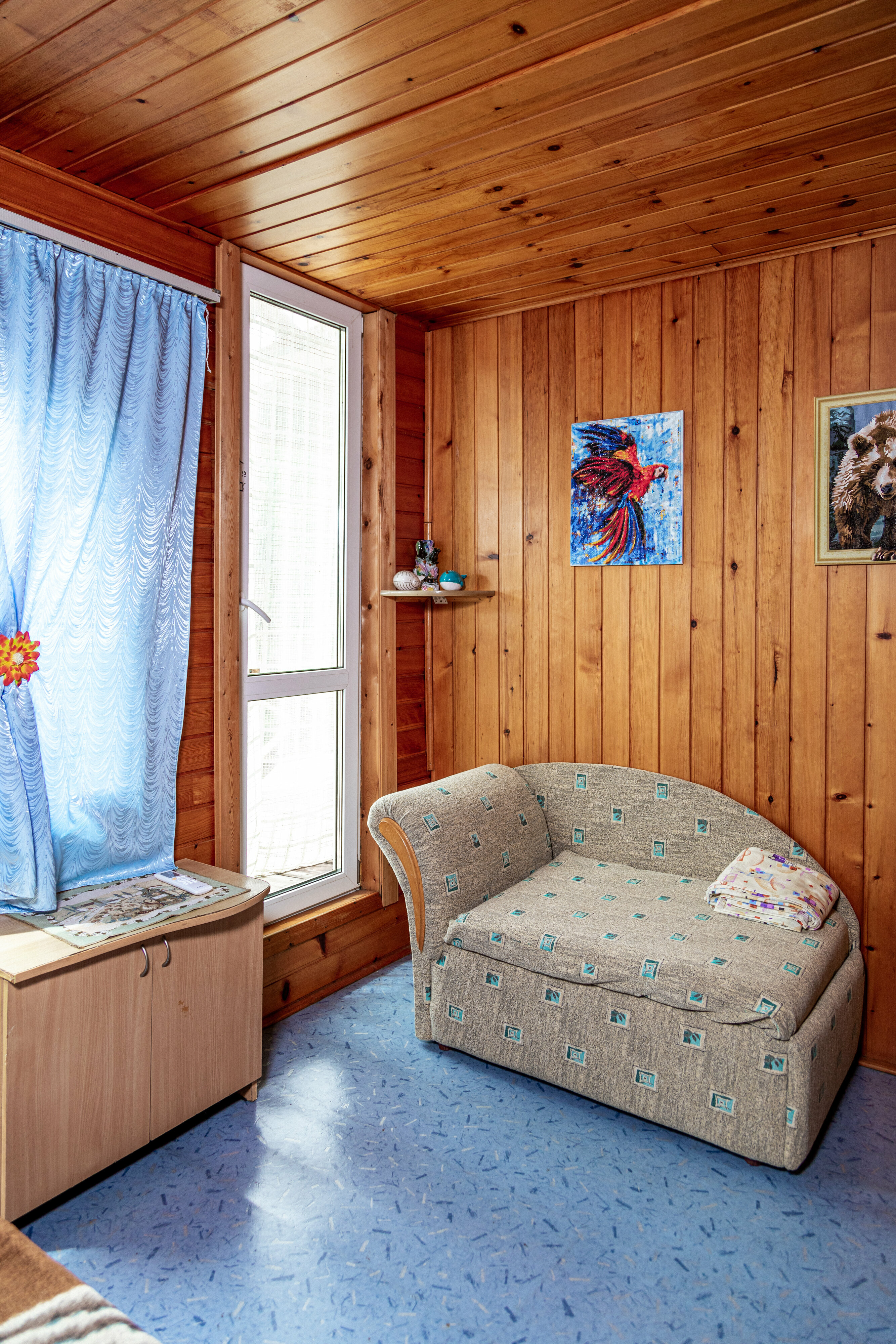 Трехместный номер с собственной ванной комнатой