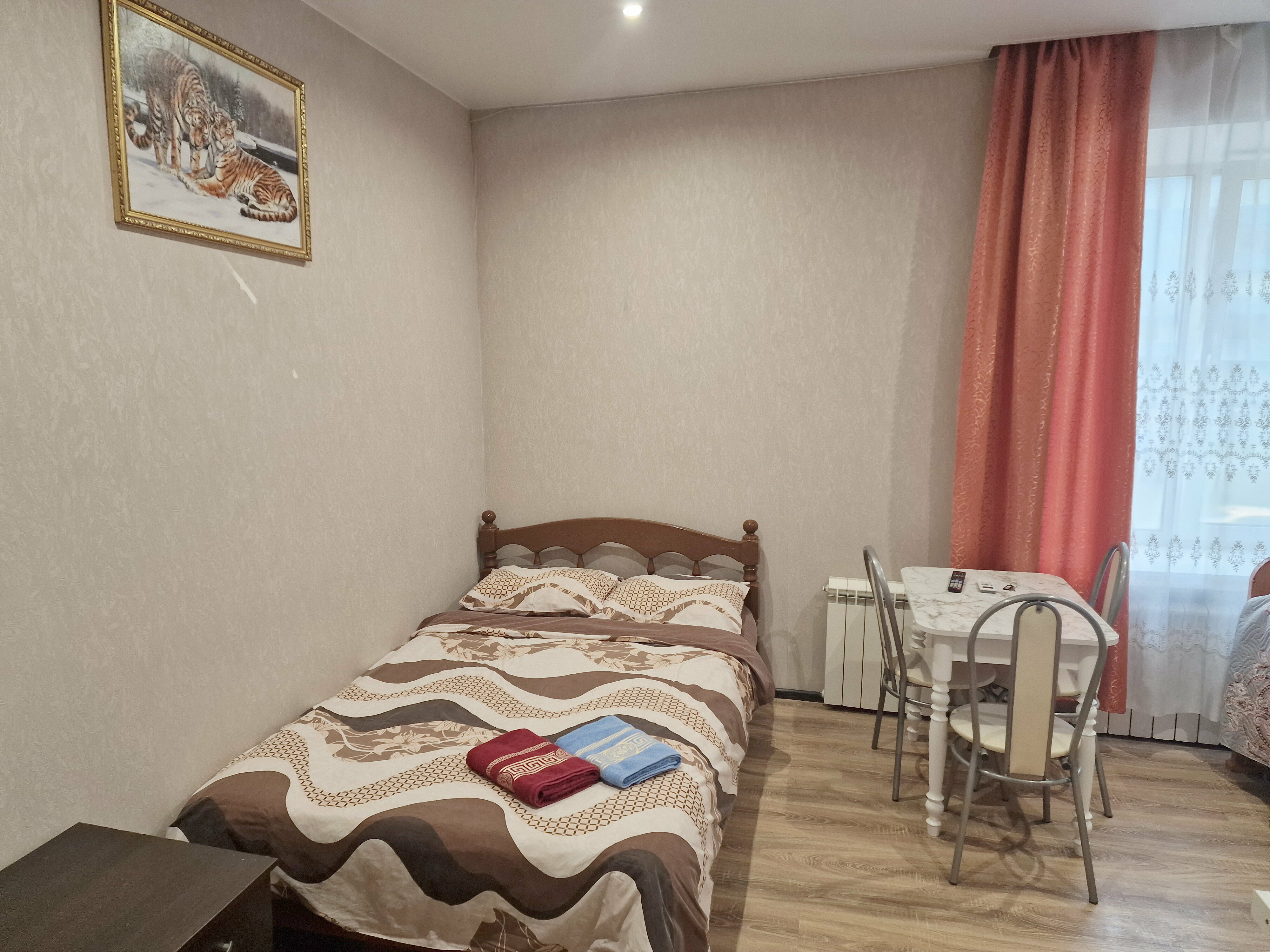 Четырехместный номер с ванной комнатой